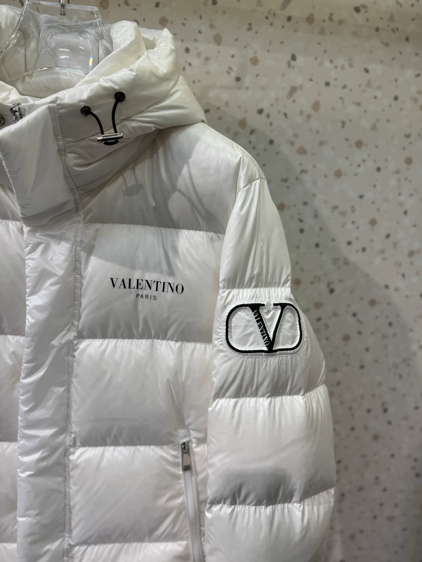 Куртки И Пуховики Мужские Valentino 433416