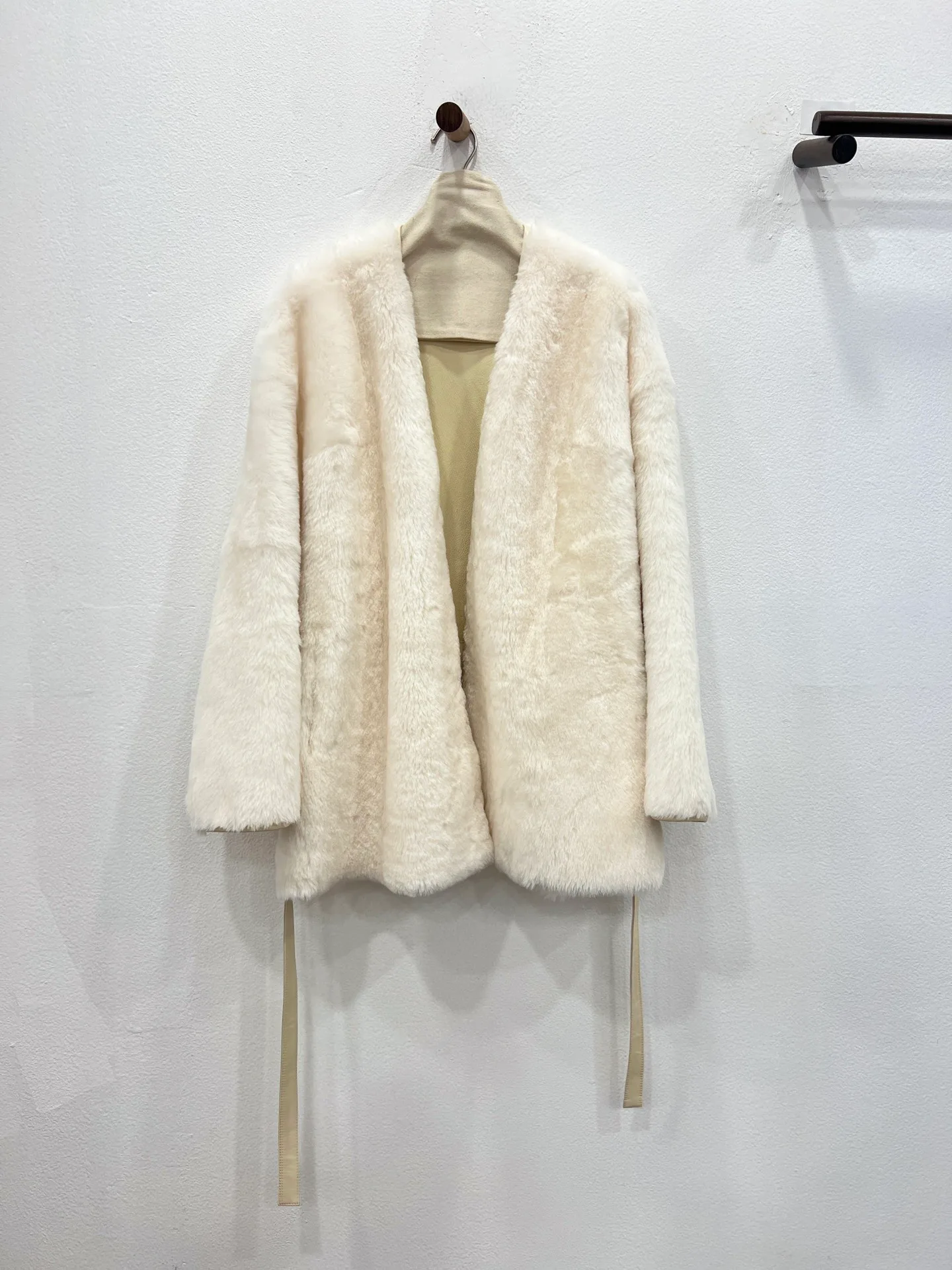 Кожаные Куртки И Дублёнки Женские Chanel 428052