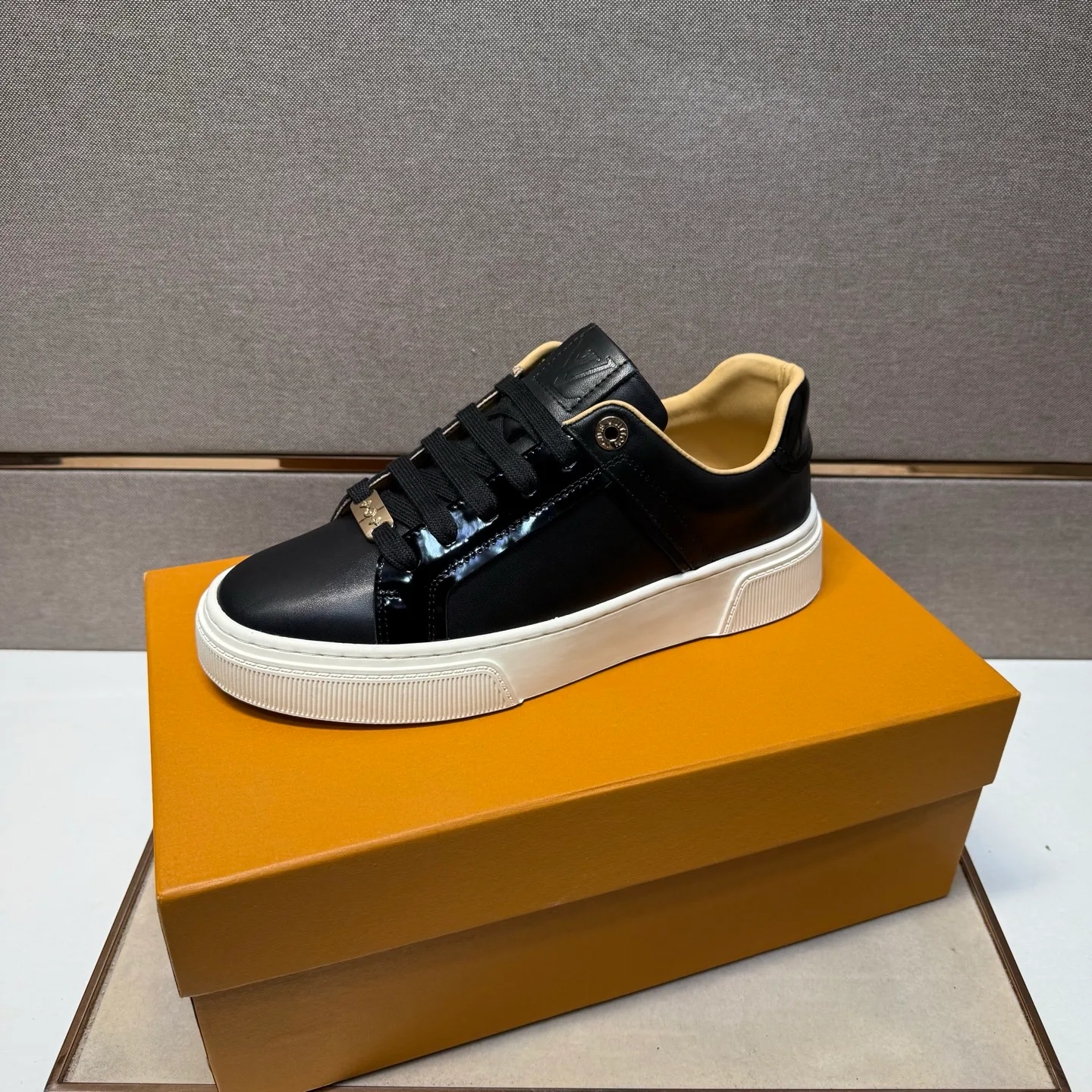 Кеды Мужские Louis Vuitton 122804