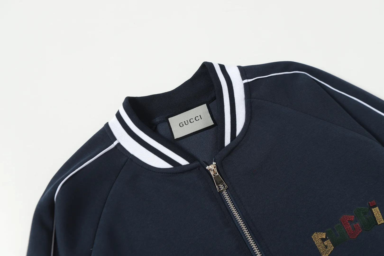 Куртки Женские Gucci 46565