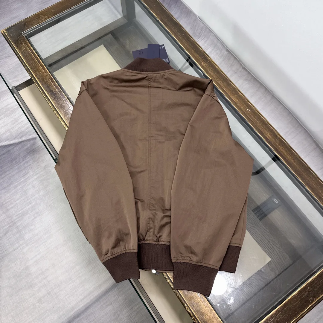 Куртки И Пуховики Мужские Prada 17550789