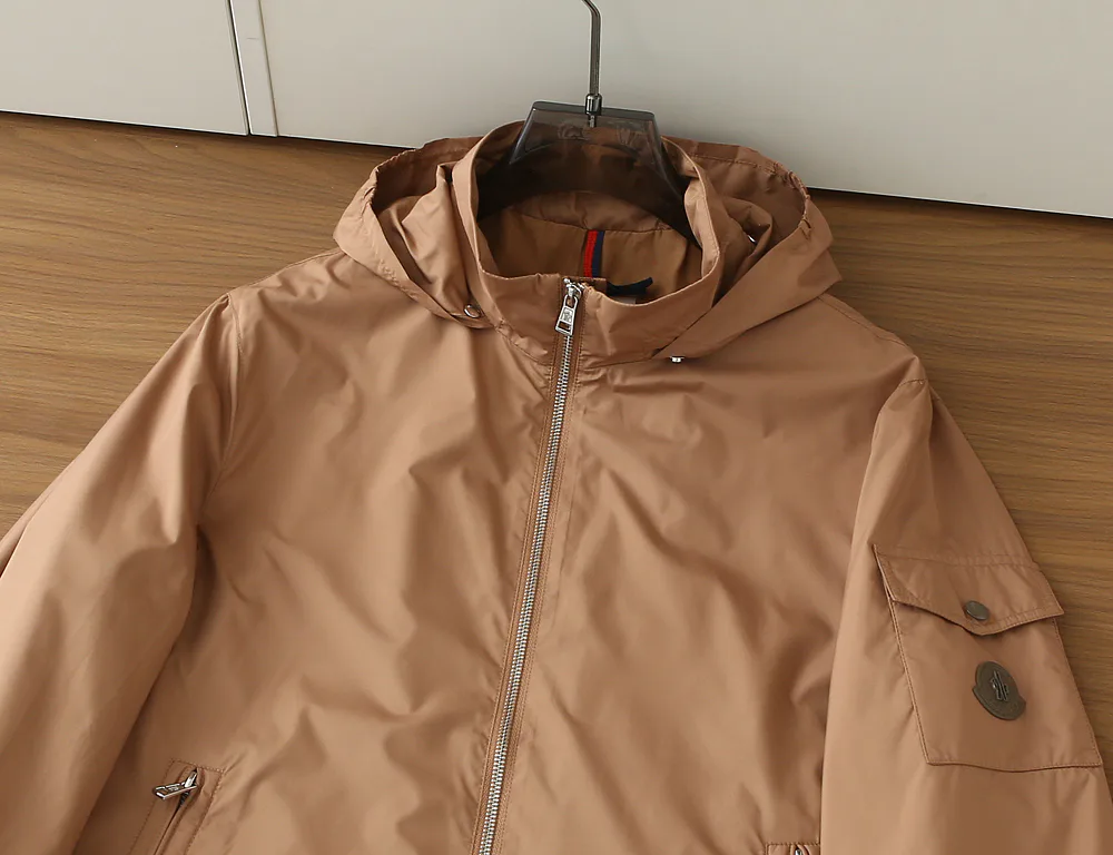 Куртки И Пуховики Мужские Moncler 9949788