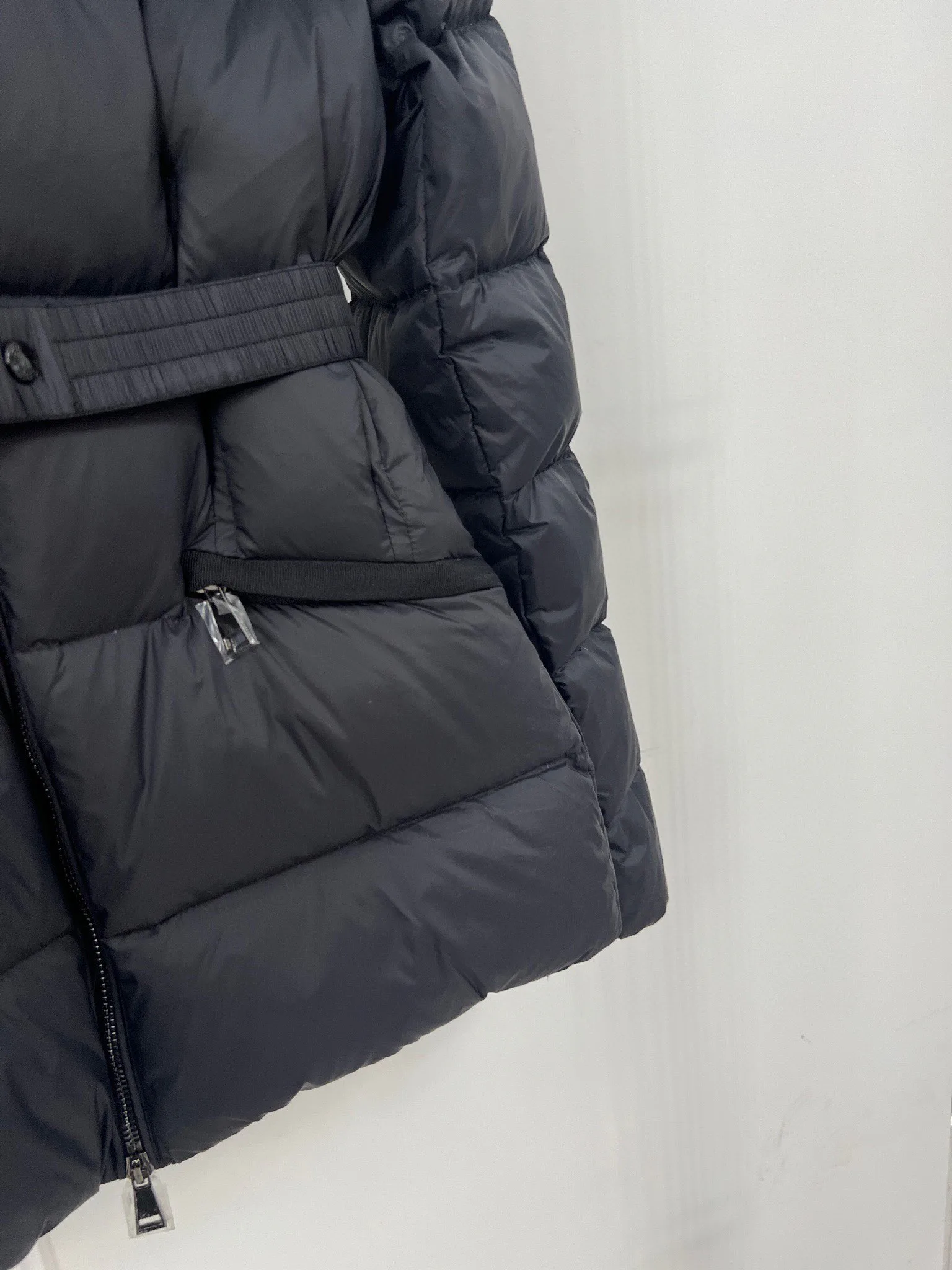 Куртки И Пуховики Женские Moncler 18416116