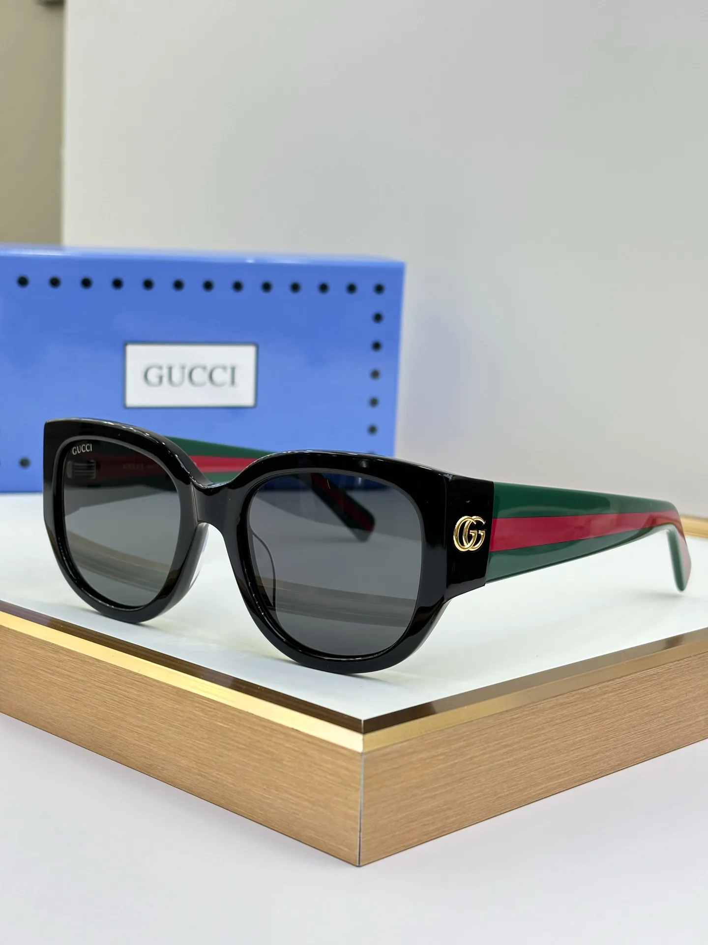 Очки Gucci 175108
