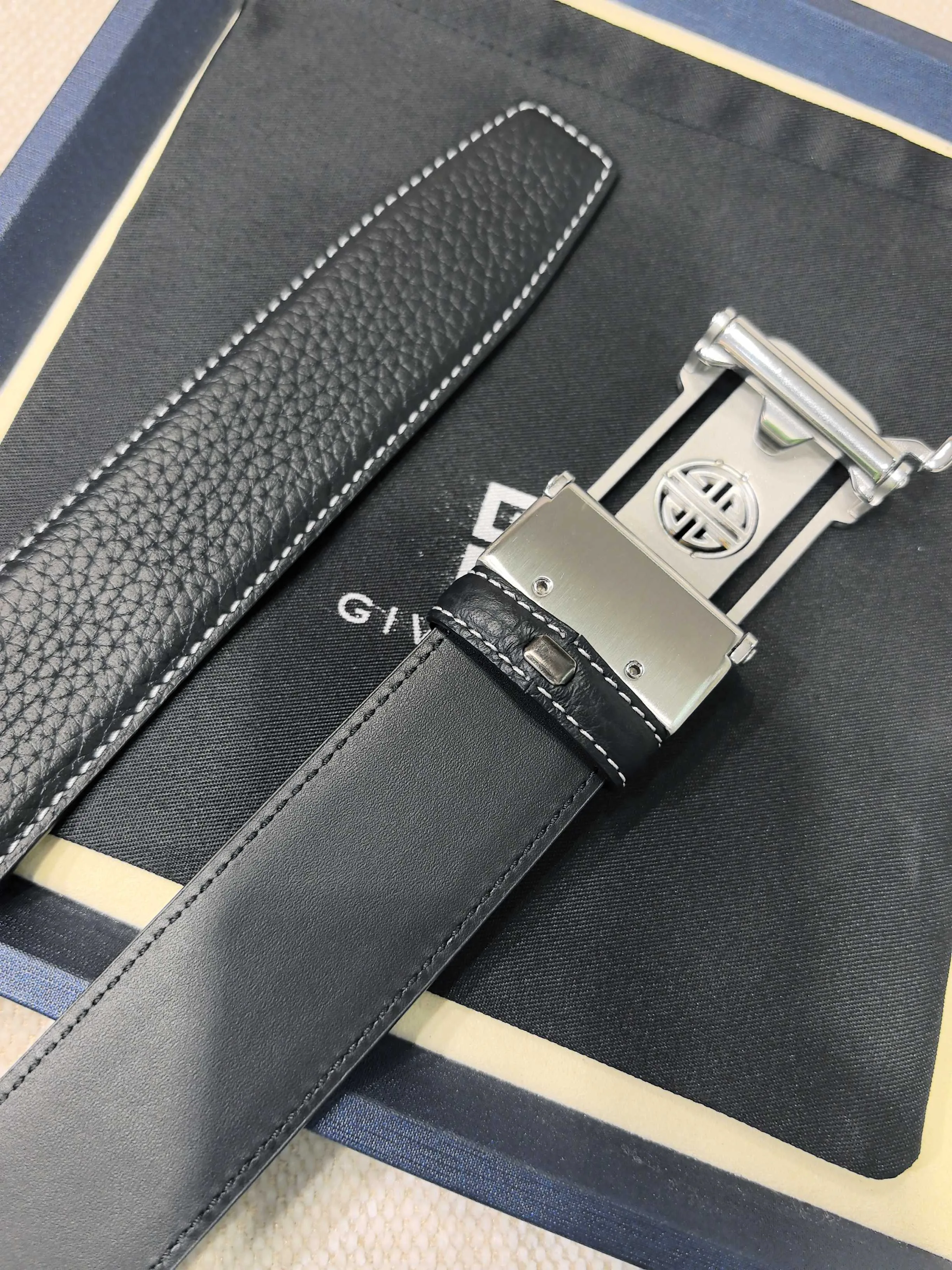 Ремни Givenchy 832195