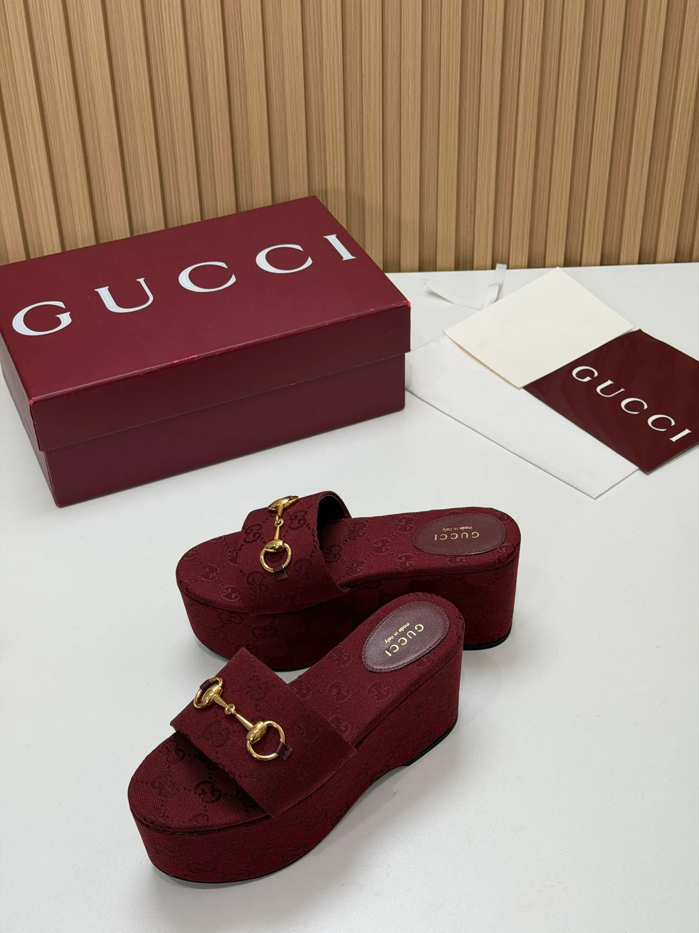Босоножки Женские Gucci 17631675