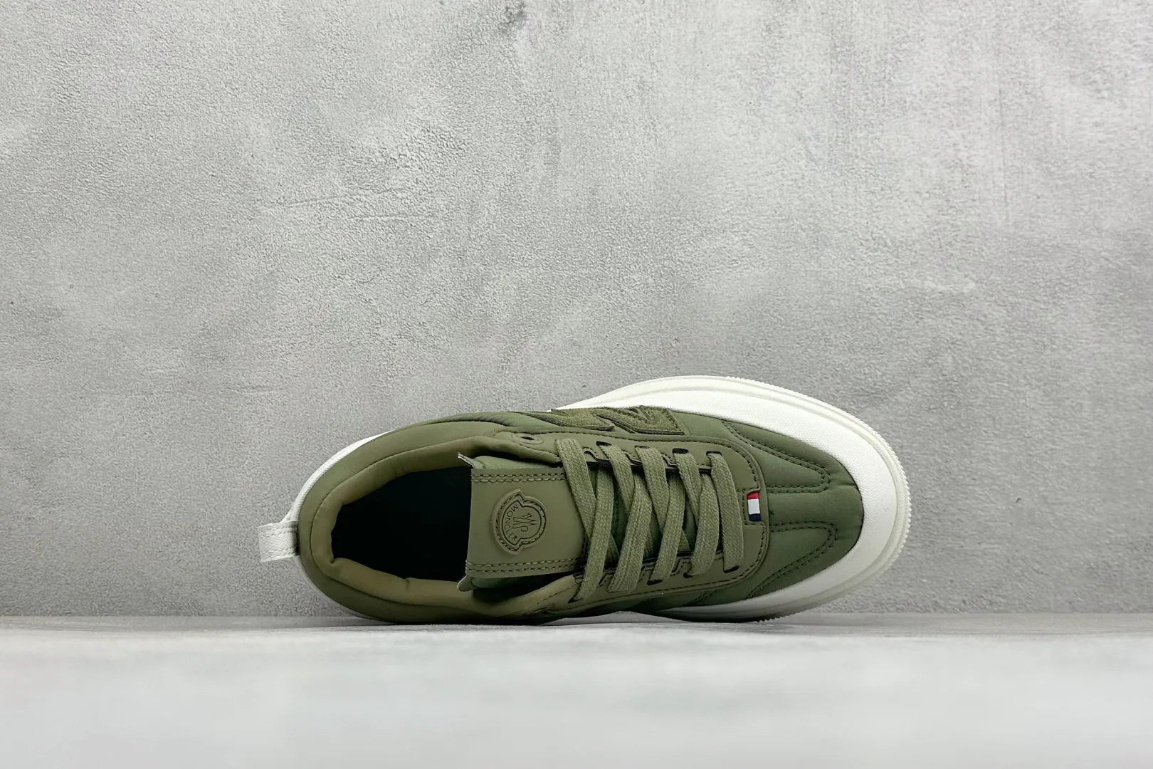 Кроссовки Женские Moncler 18181989