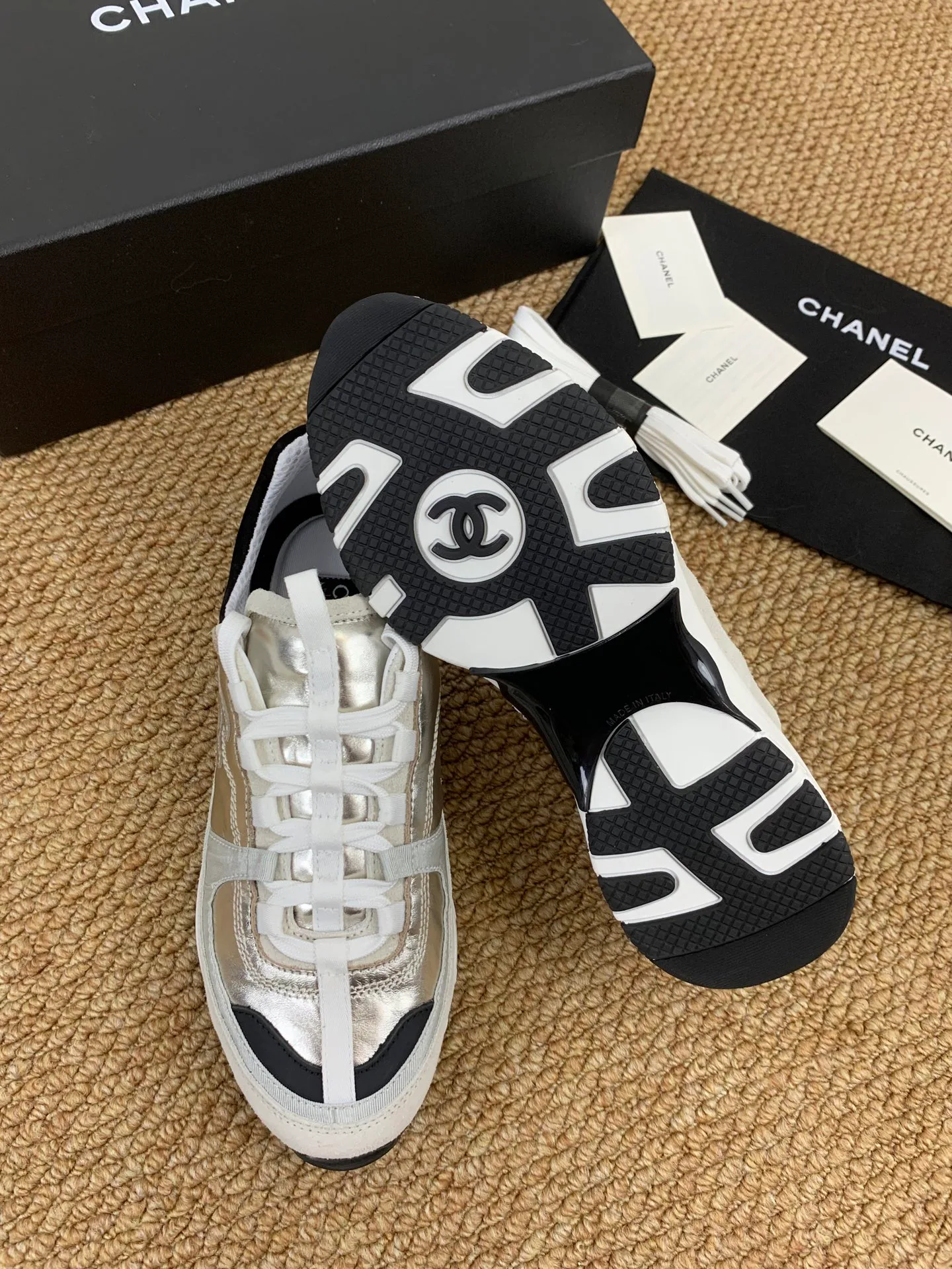 Кроссовки Женские Chanel 17545245