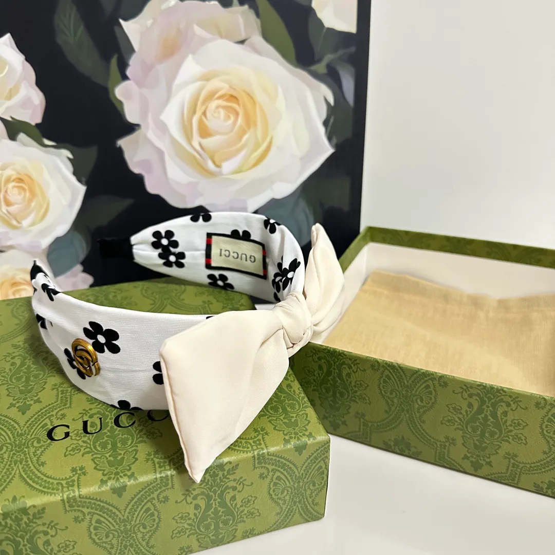 Головные Уборы Gucci 11469210