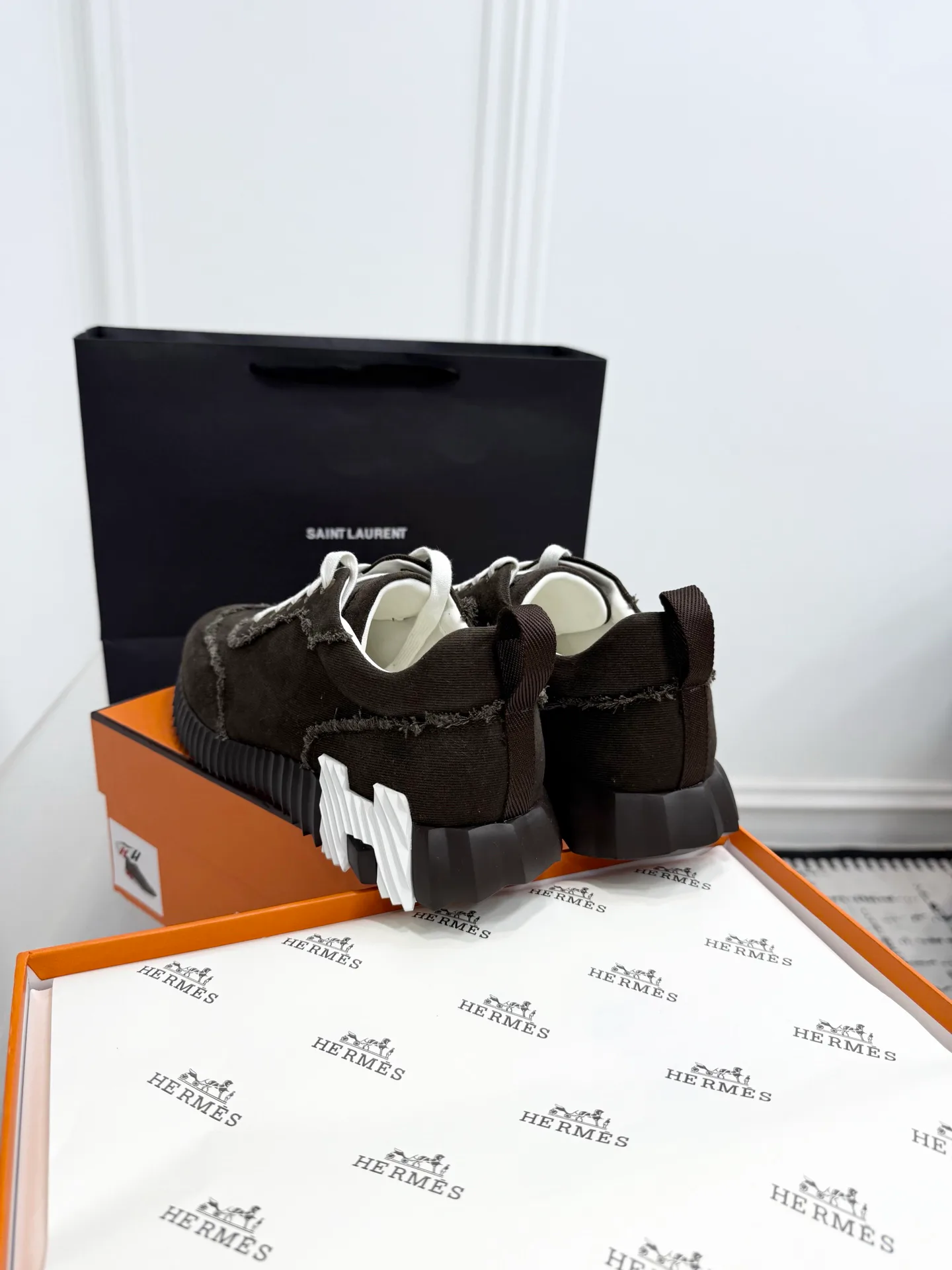 Кроссовки Женские Hermes 199506