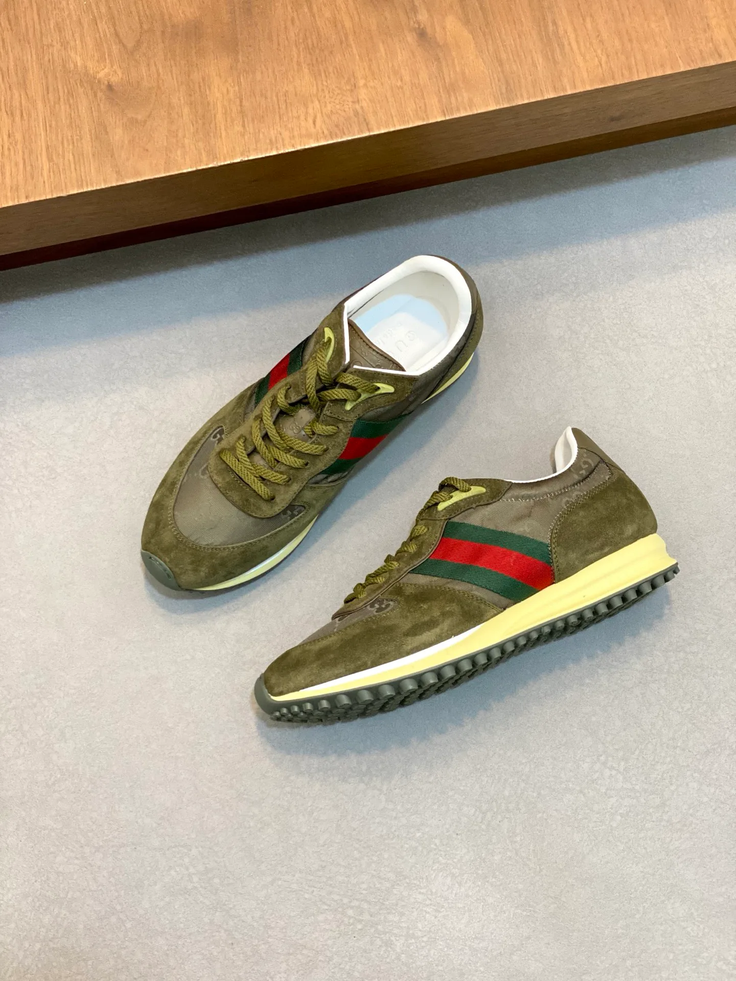 Кроссовки Мужские Gucci 13182412