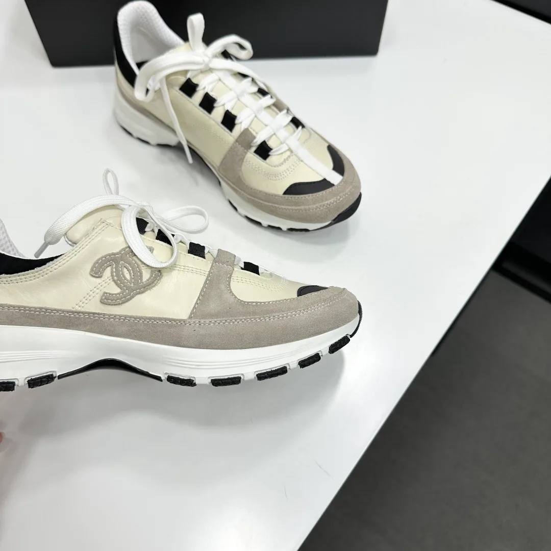 Кроссовки Женские Chanel 11738501