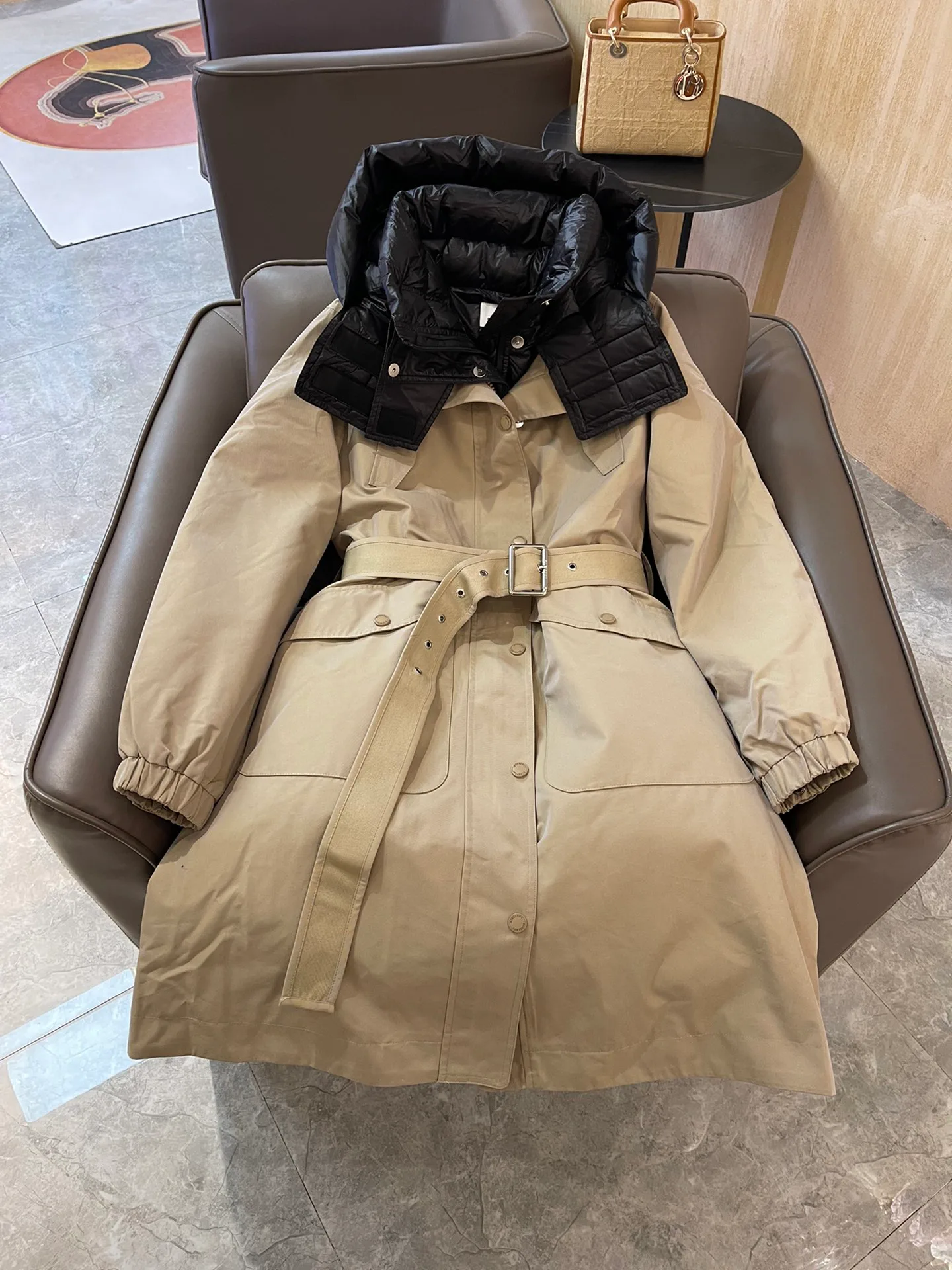 Пальто Женские Burberry 253019