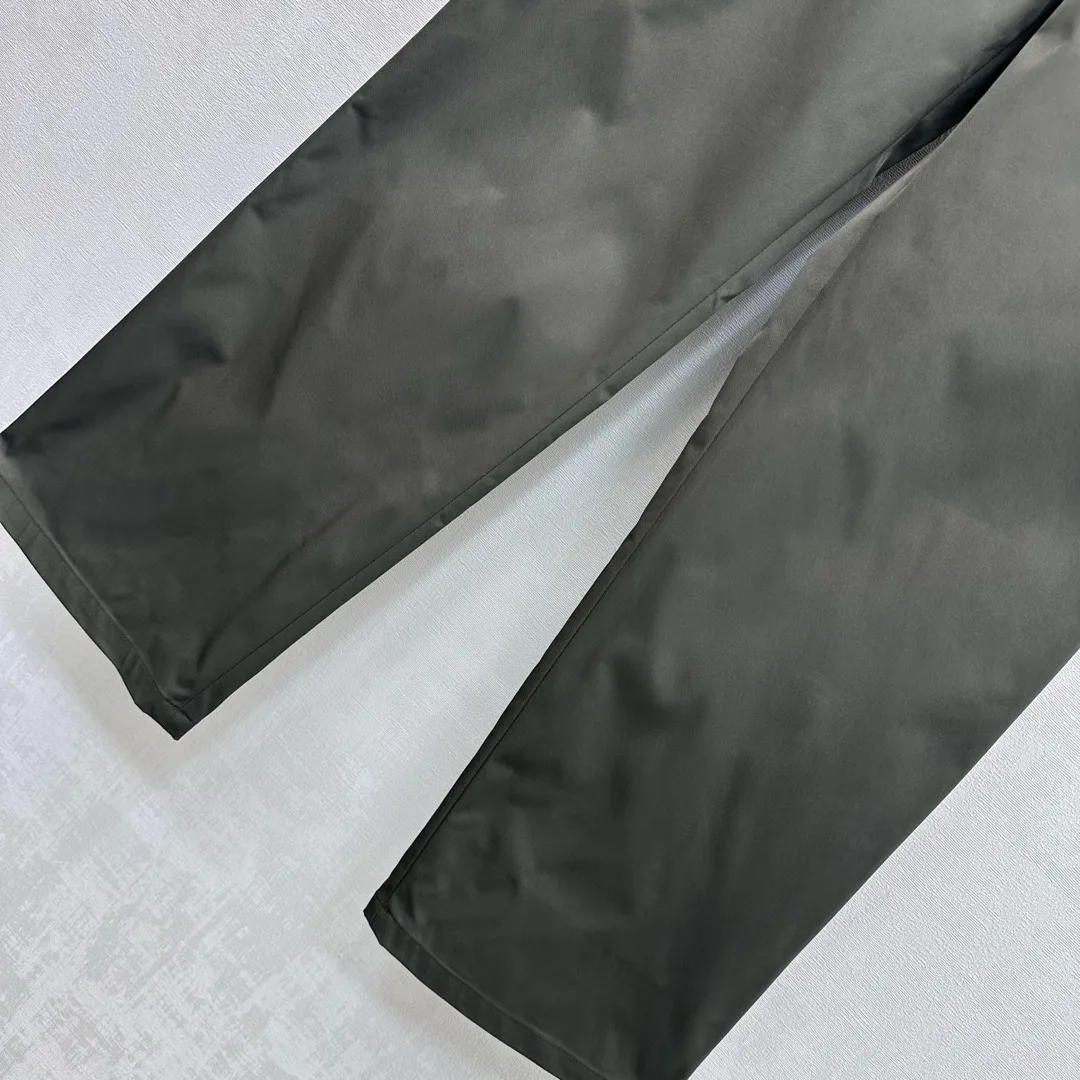 Брюки Женские Louis Vuitton 1567741