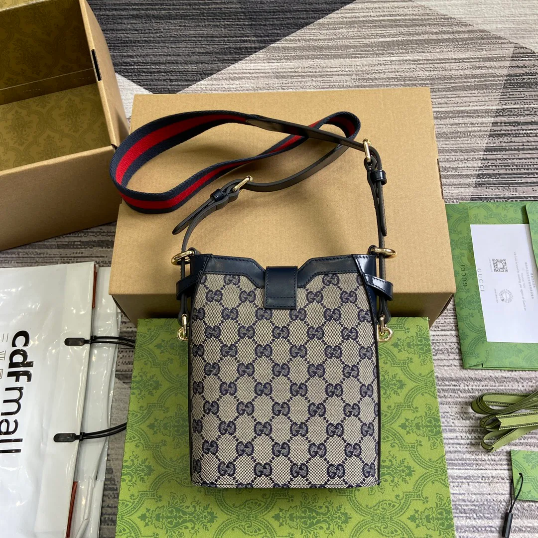 Классические Сумки Женские Gucci 4365368