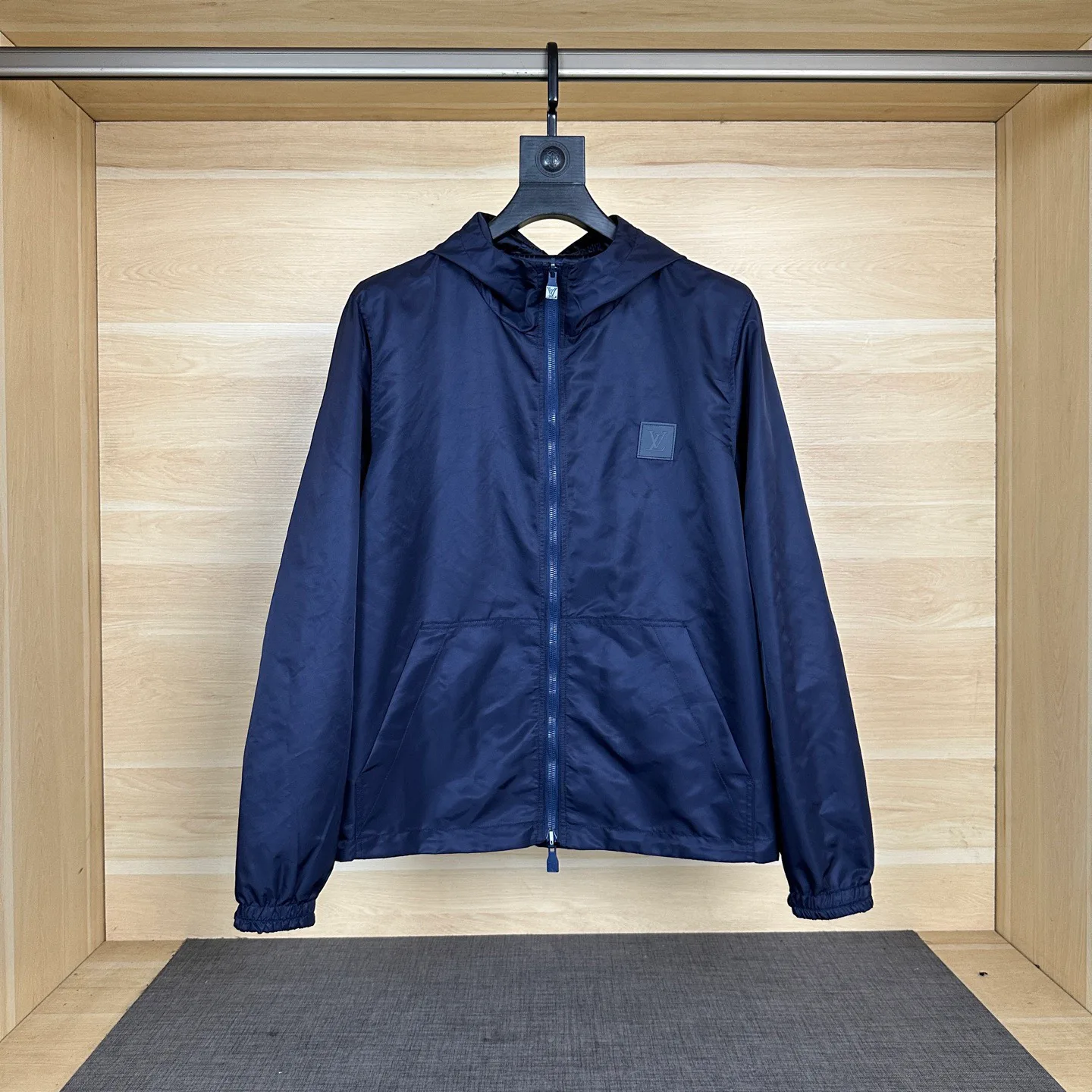 Куртки И Пуховики Мужские Louis Vuitton 13563964