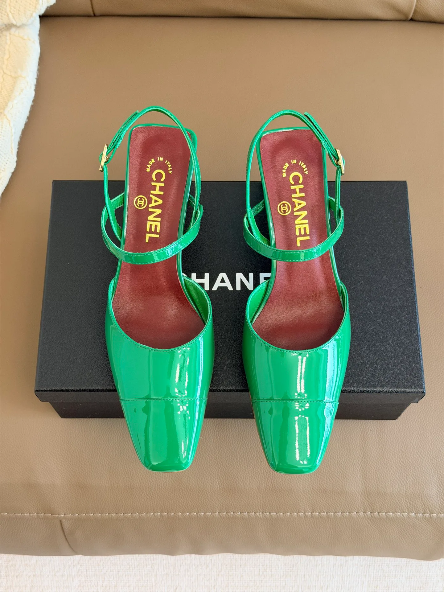 Босоножки Женские Chanel 17510579
