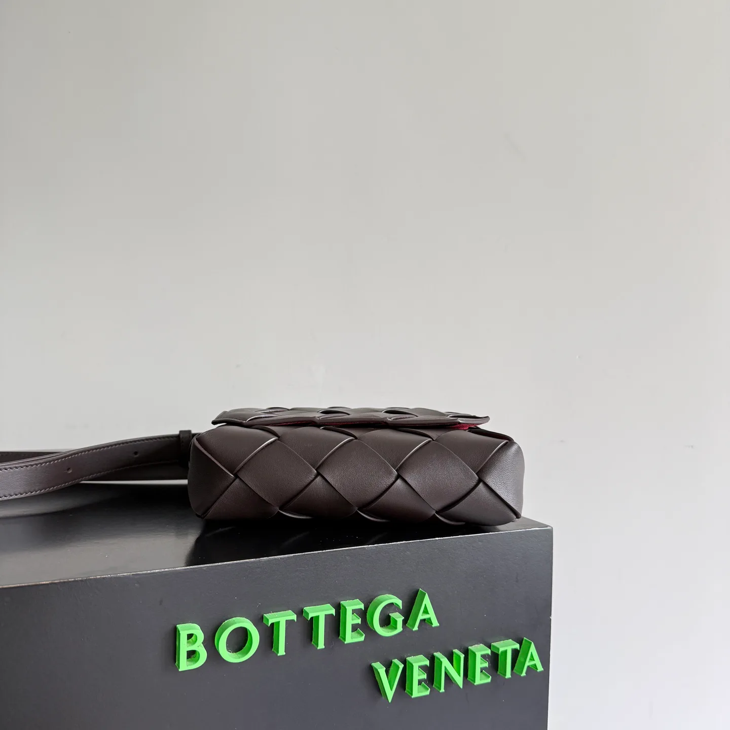 Сумки На Ремне Женские Bottega Veneta 17533399