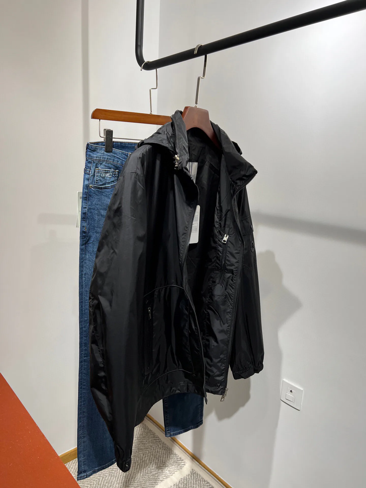 Куртки И Пуховики Мужские Moncler 11382