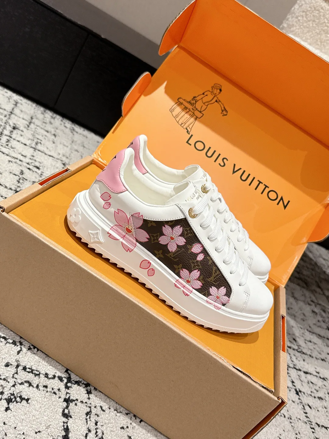 Кроссовки Женские Louis Vuitton 11214846