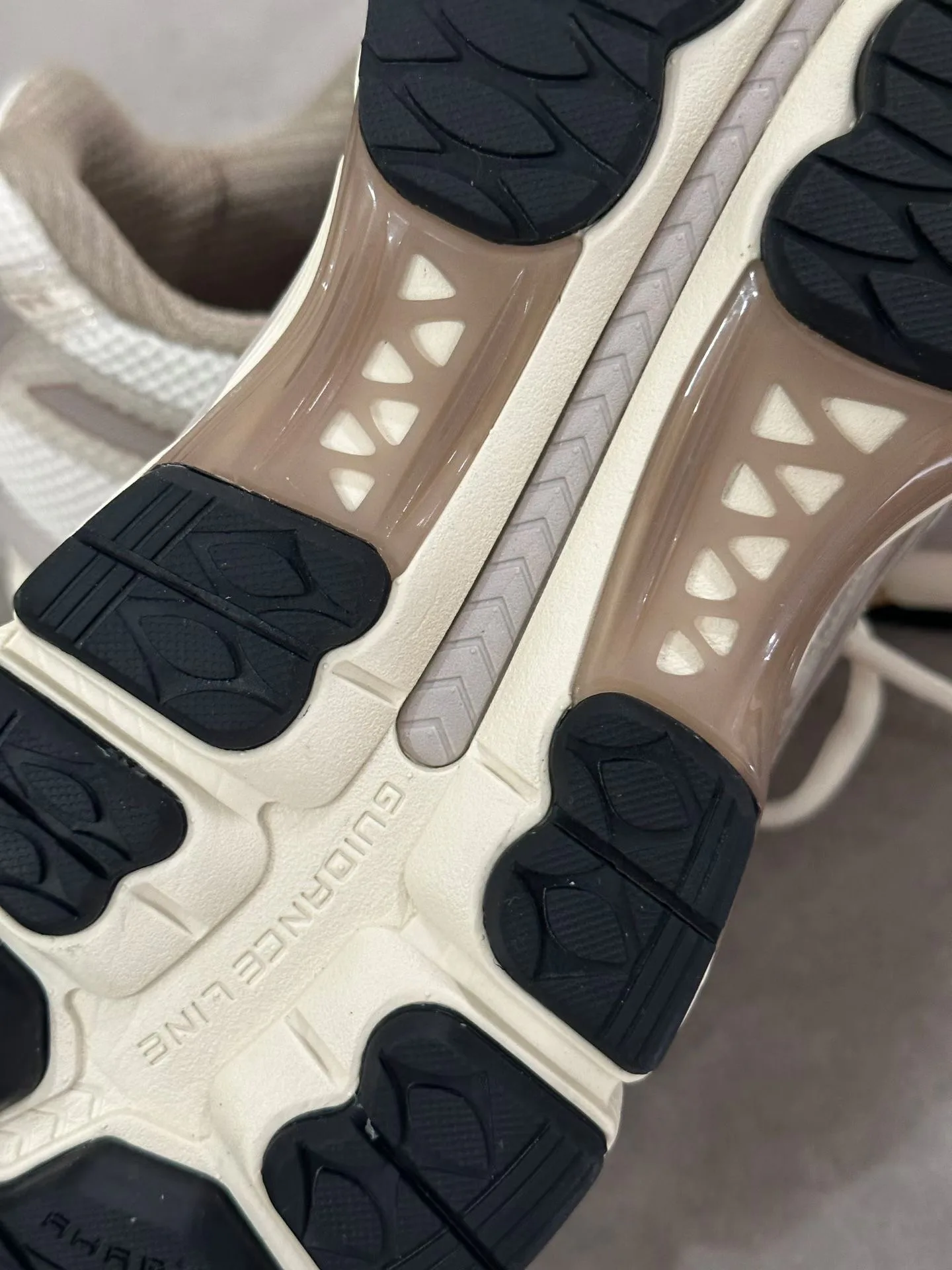 Кроссовки Женские Asics 17065413