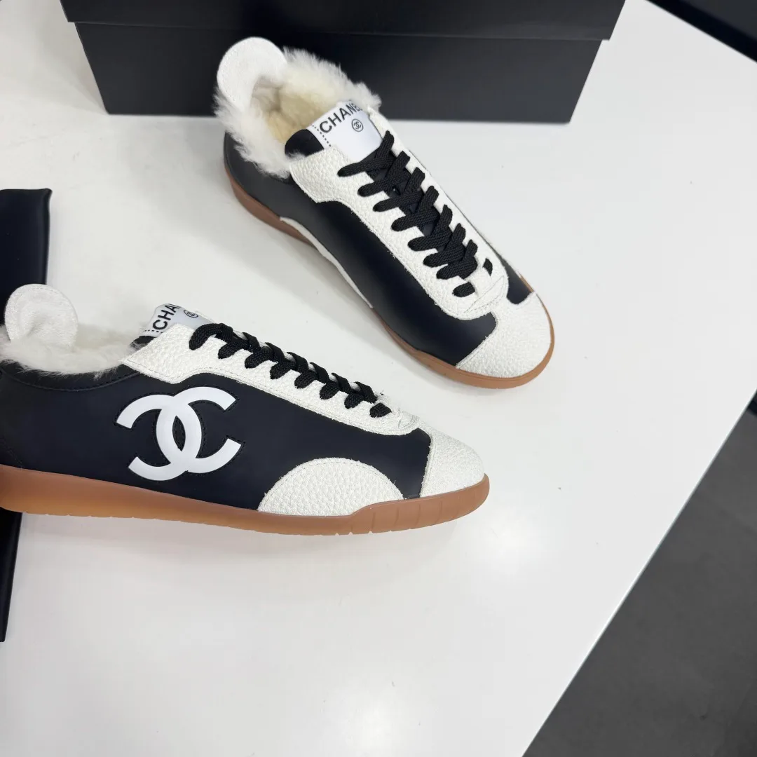 Кроссовки Женские Chanel 18997241