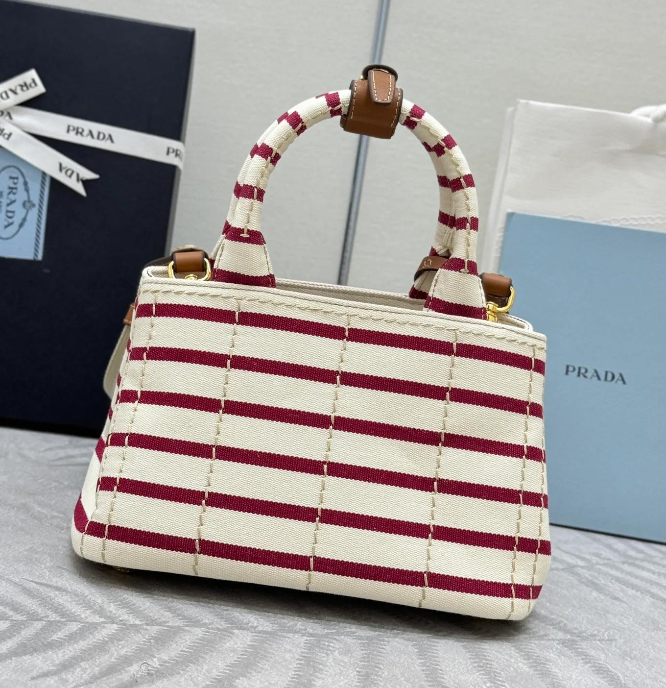 Сумки На Ремне Женские Prada 11164947