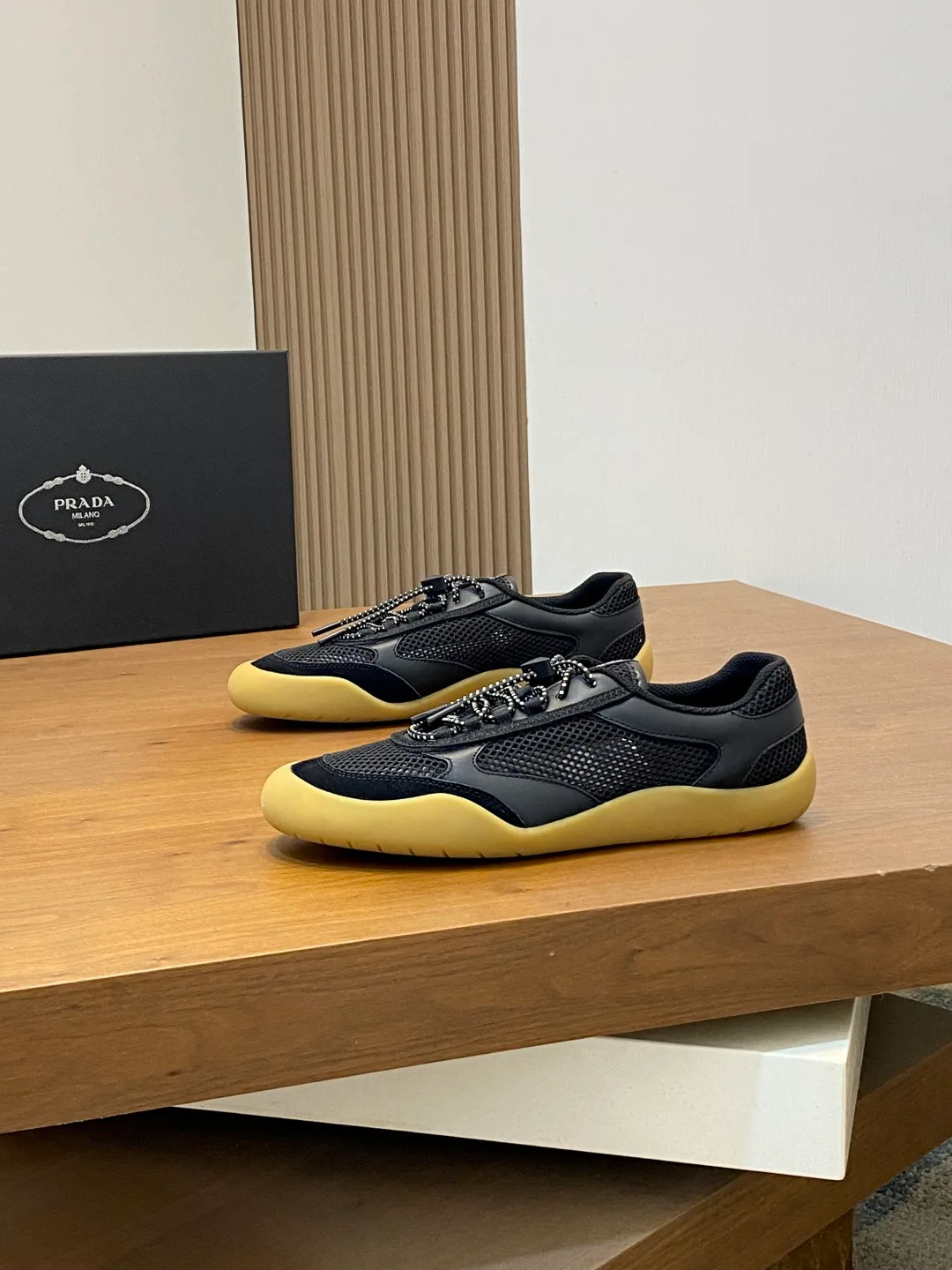 Кроссовки Мужские Prada 13553766