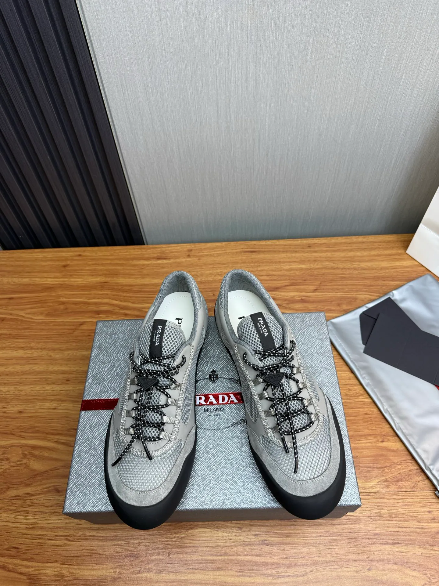 Кроссовки Мужские Prada 13241528