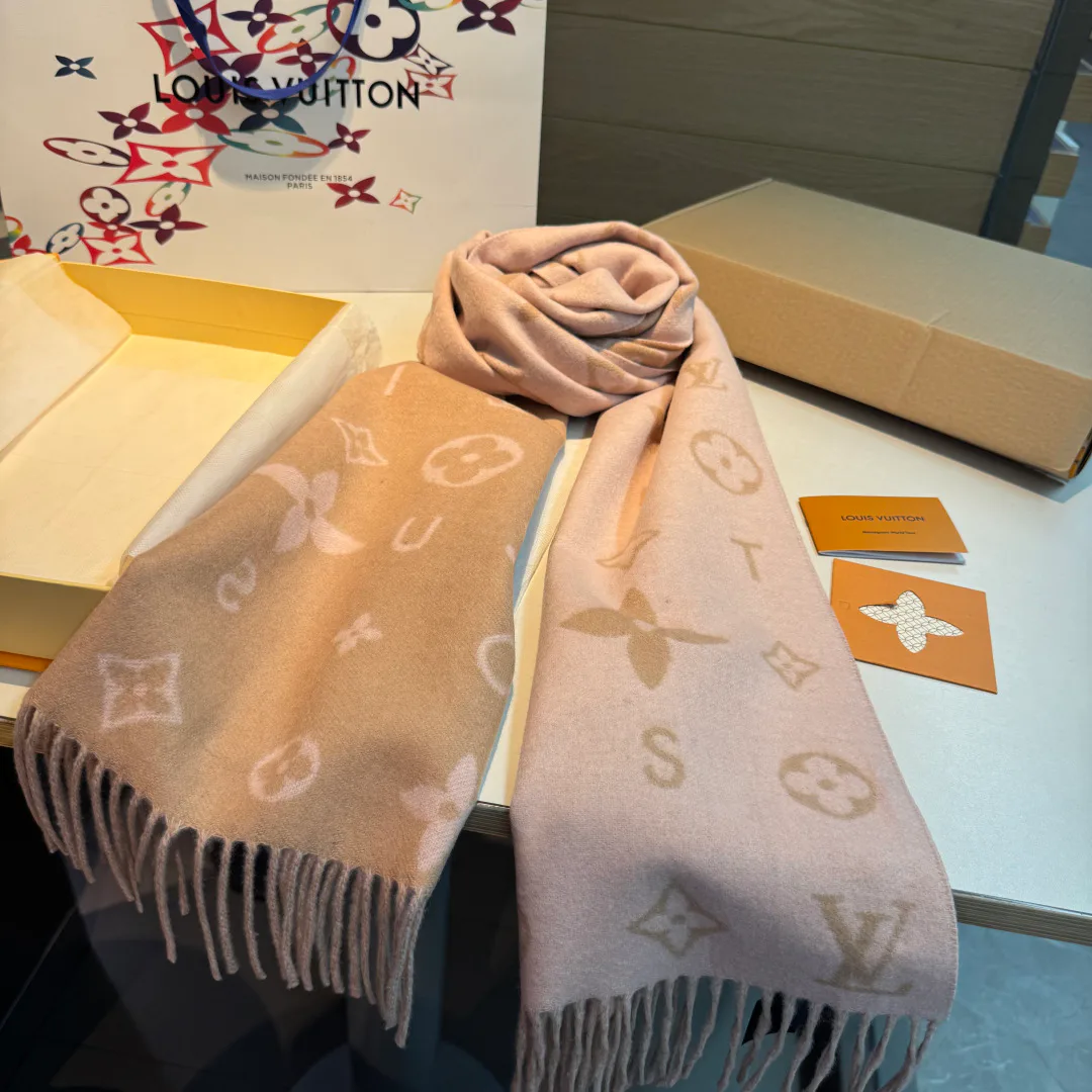 Шарфы Louis Vuitton 497643