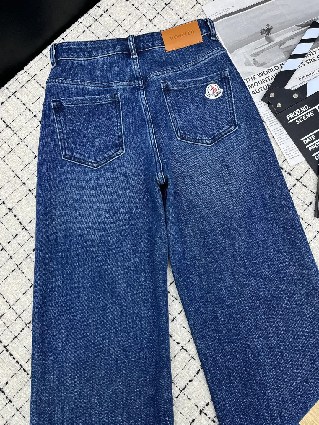 Джинсы Женские Moncler 20132809