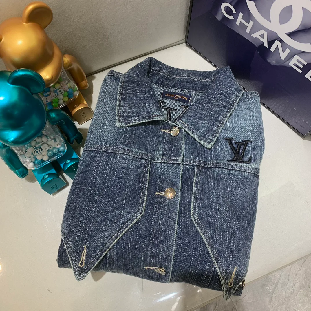 Куртки И Пуховики Женские Louis Vuitton 1763421