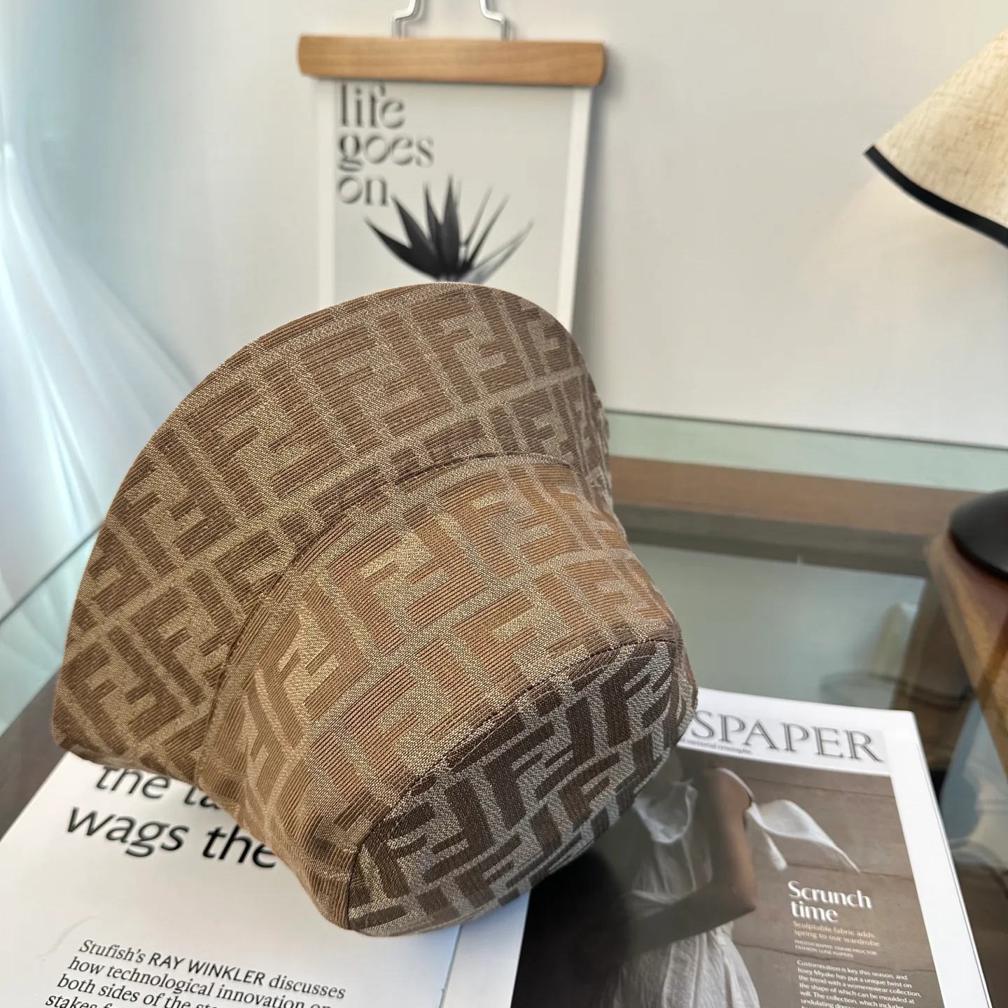 Головные Уборы Fendi 11689492