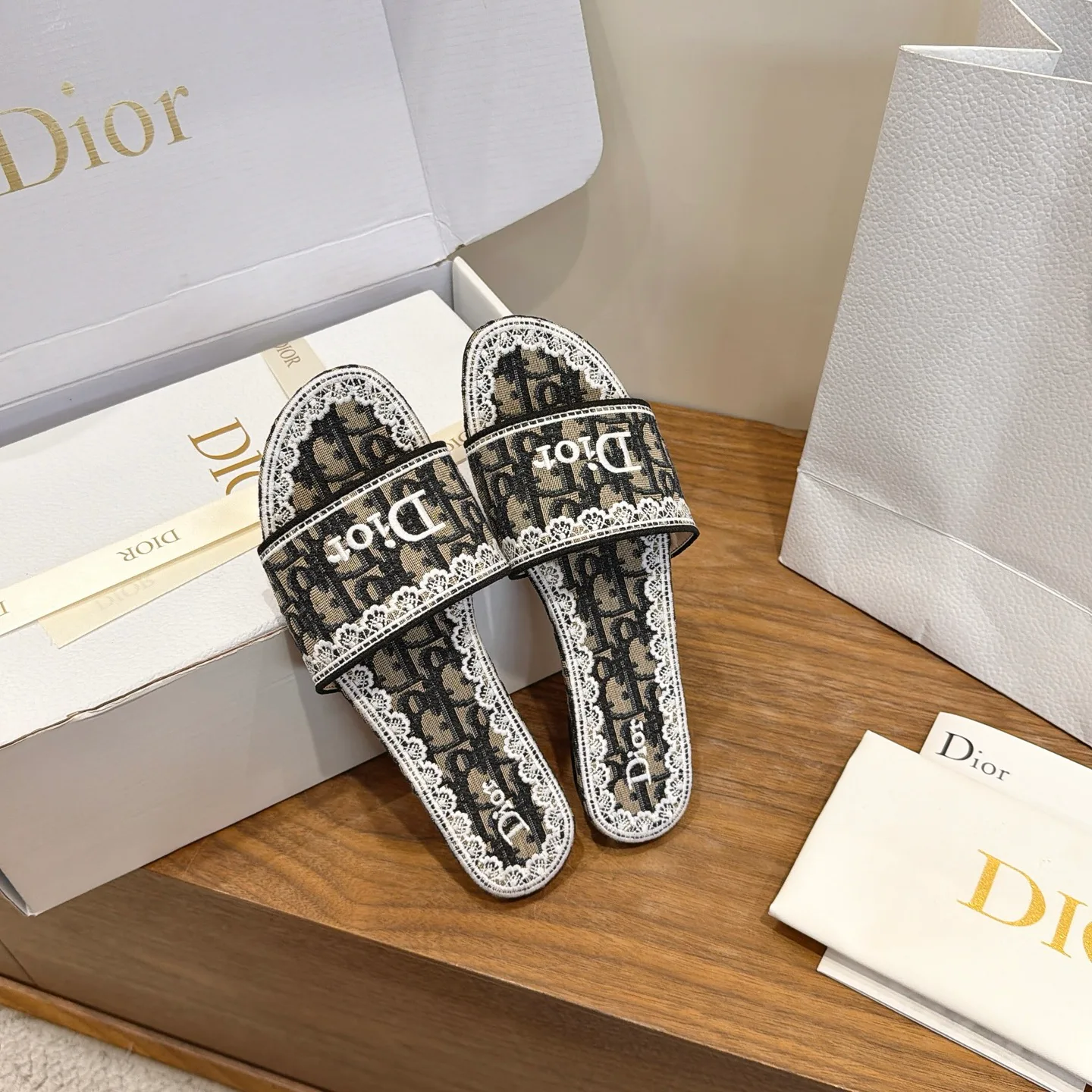 Шлепанцы Женские Christian Dior 17449447