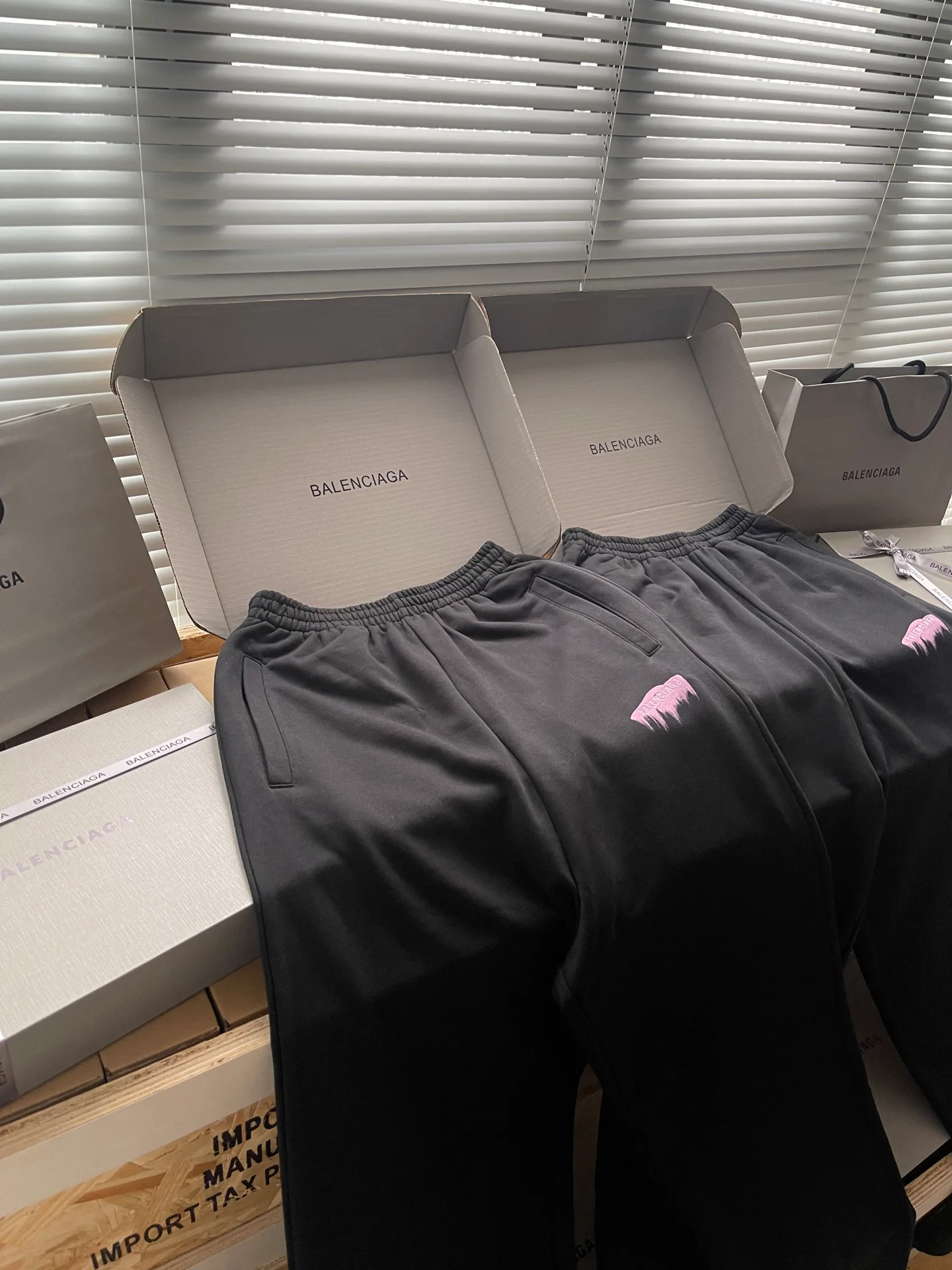 Брюки Мужские Balenciaga 11968450