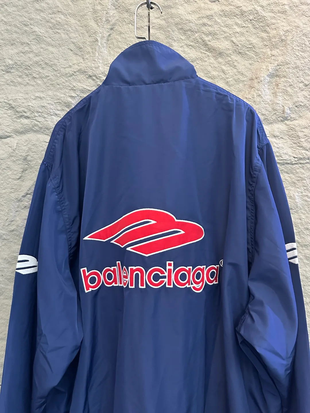 Куртки И Пуховики Женские Balenciaga 11538805