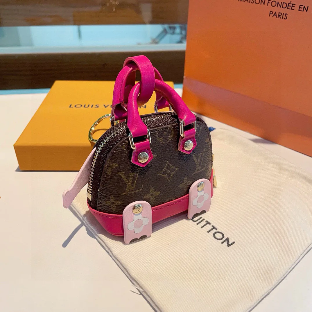 Клатчи Женские Louis Vuitton 1707098