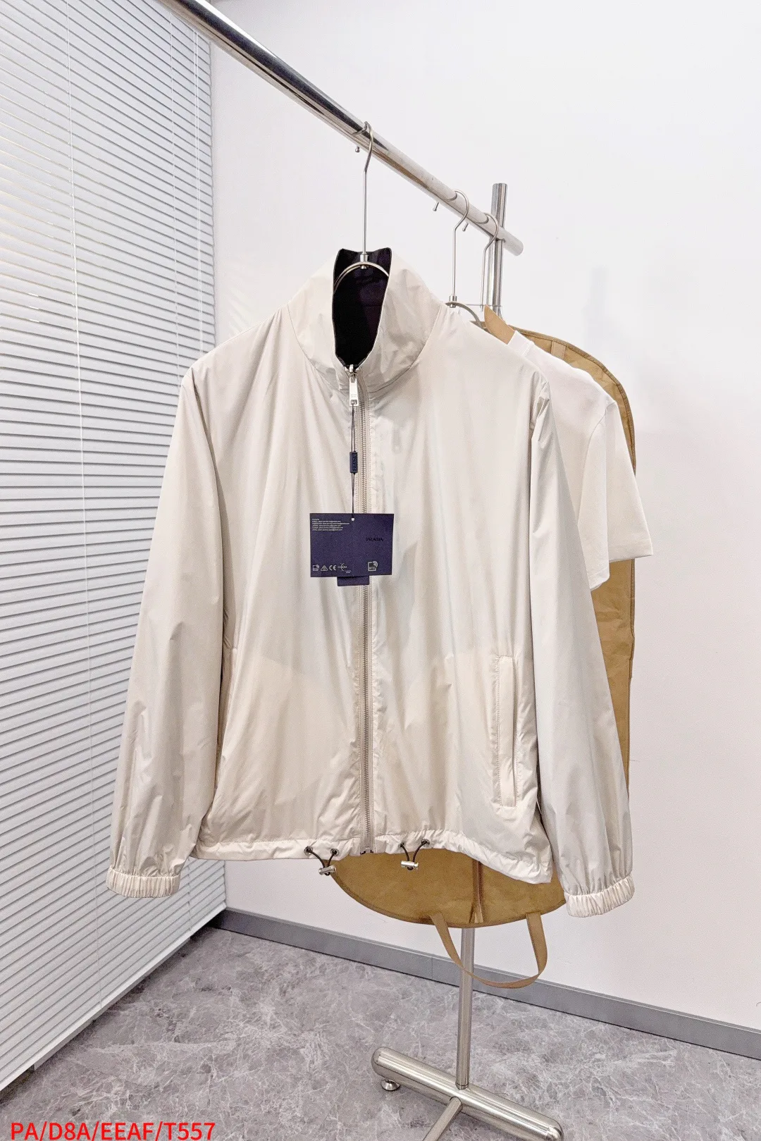 Куртки И Пуховики Мужские Prada 11684085