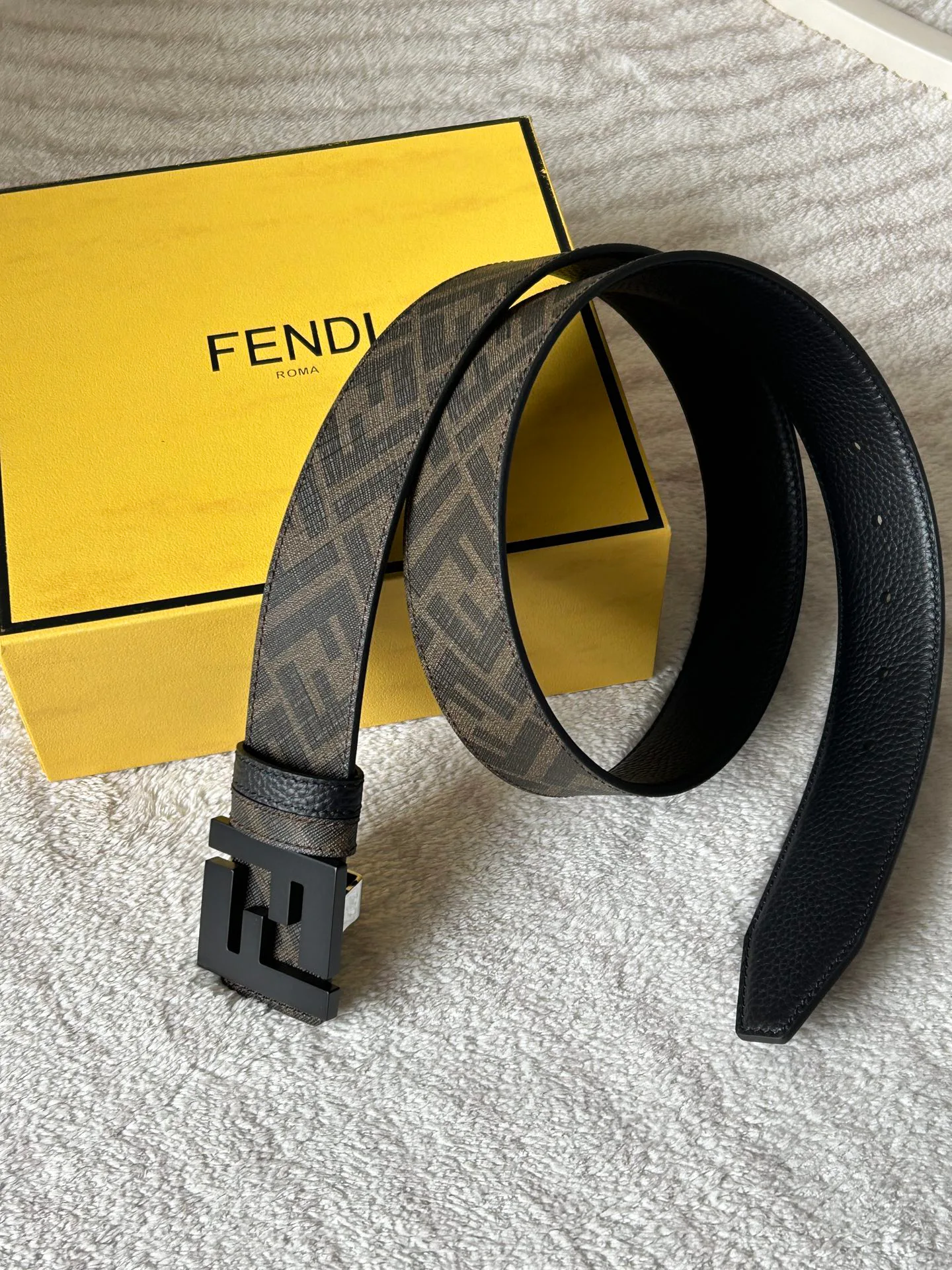 Ремни Fendi 11704487