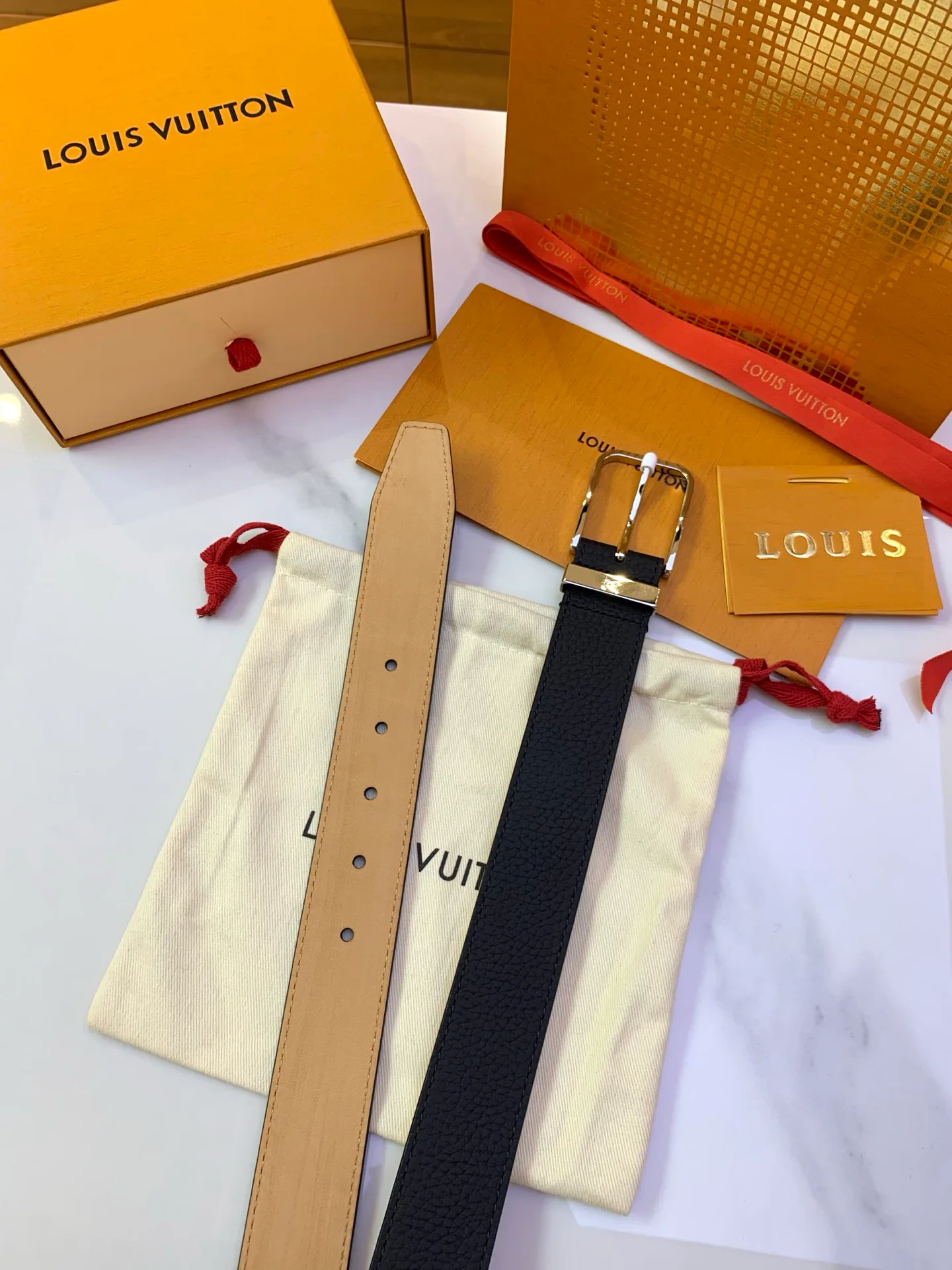 Ремни Louis Vuitton 17682174