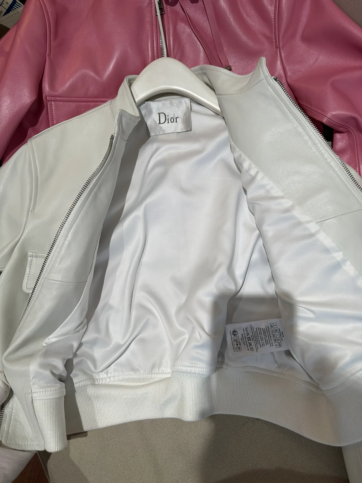Кожаные Куртки И Дублёнки Женские Christian Dior 11679777