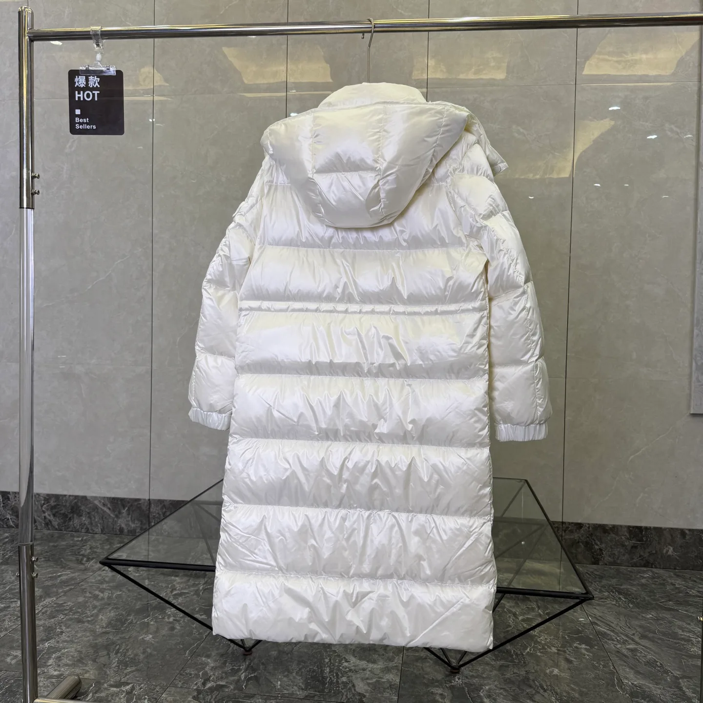 Куртки И Пуховики Женские Moncler 17923585