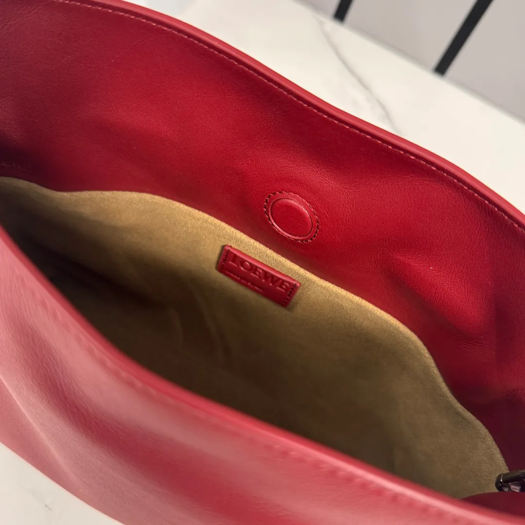Клатчи Женские Loewe 11343658