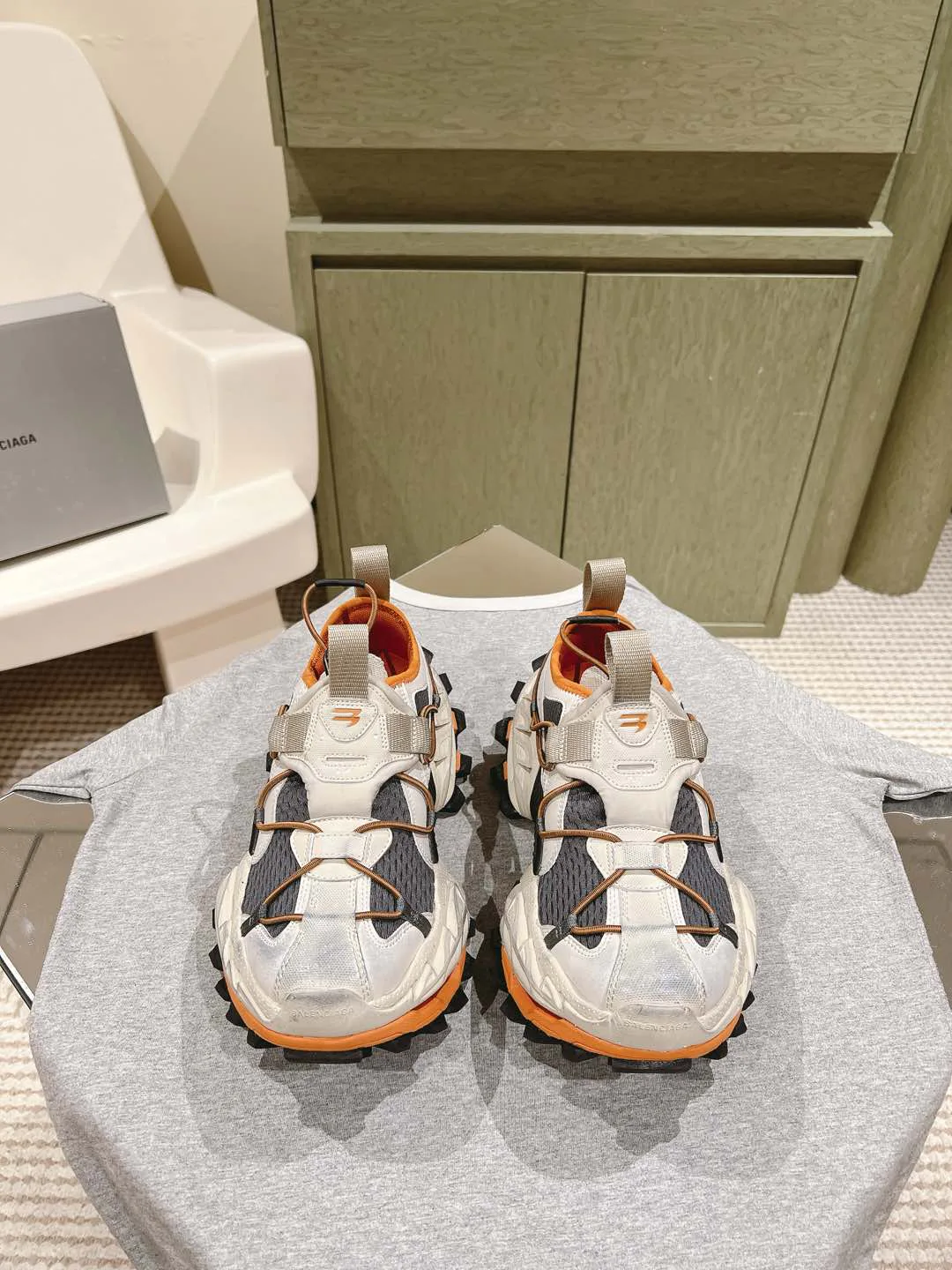 Кроссовки Женские Balenciaga 2273504