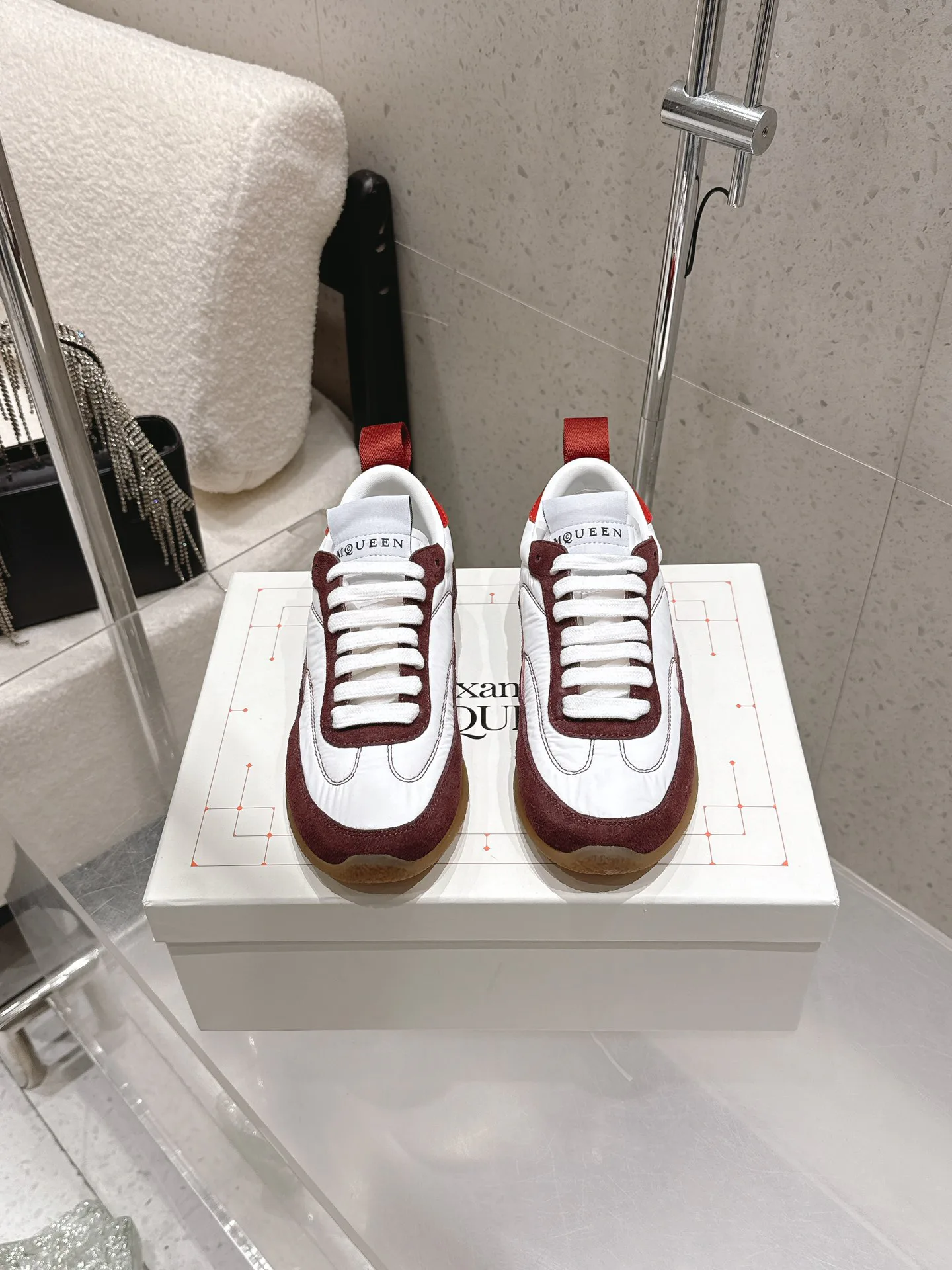 Кроссовки Женские Alexander Mcqueen 914352