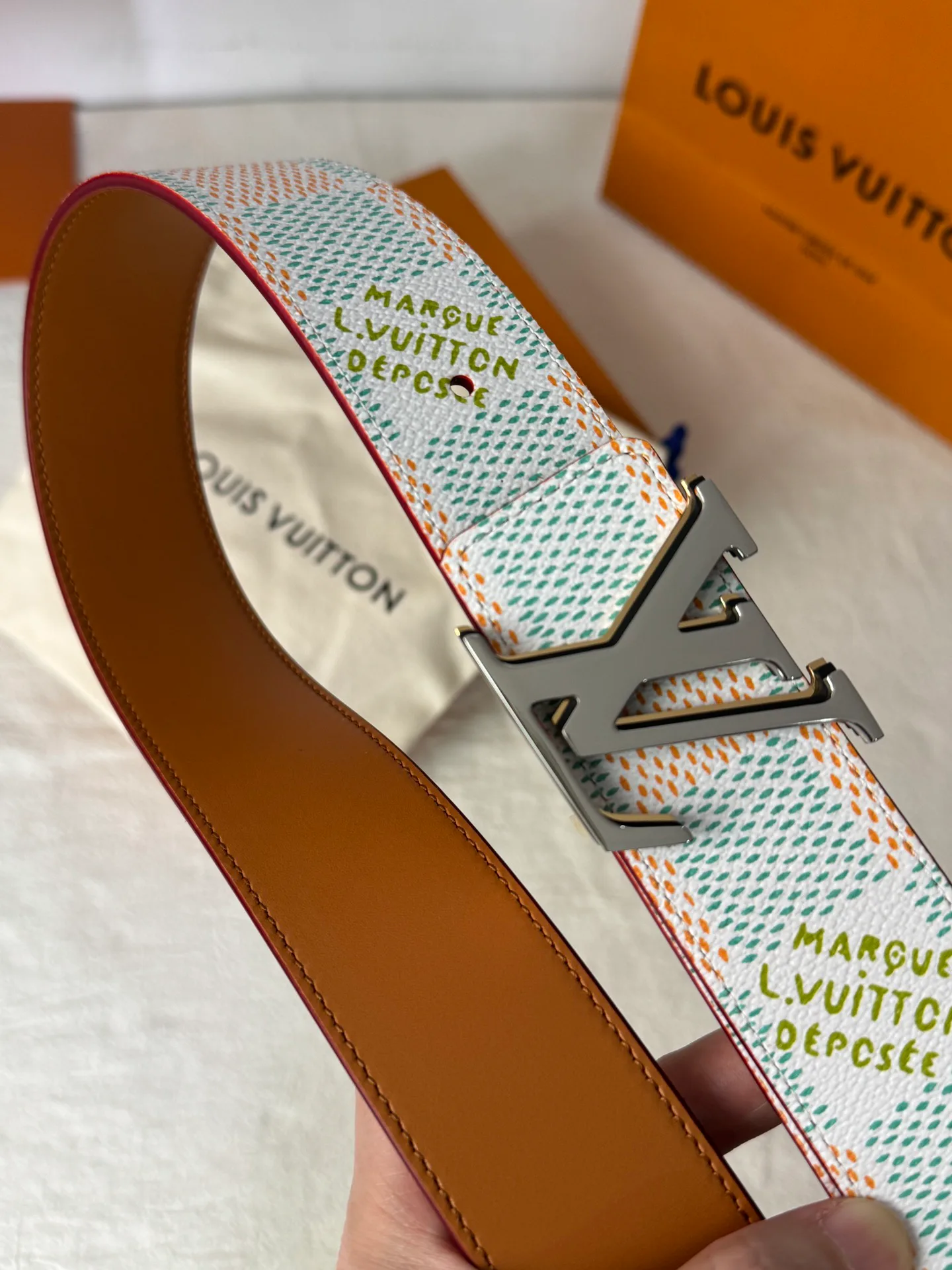 Поясные Сумки Женские Louis Vuitton 1390794