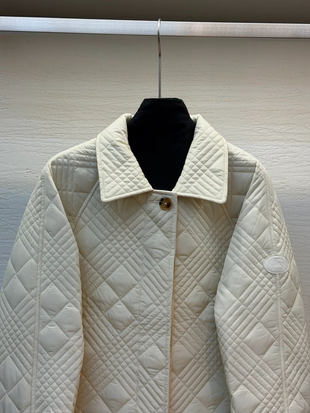 Куртки И Пуховики Женские Burberry 19038416
