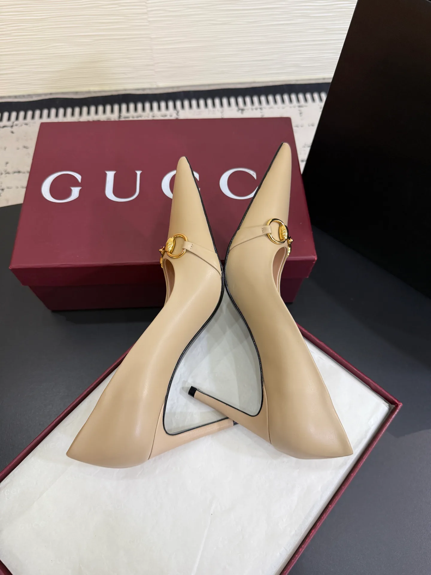 Туфли Женские Gucci 18444618