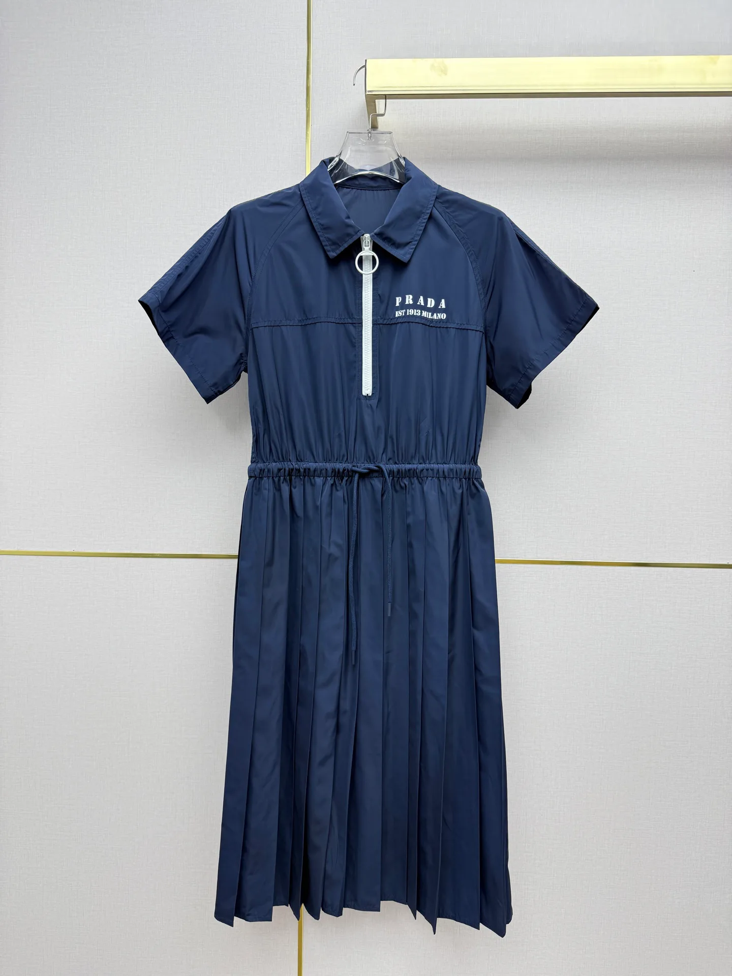 Платья Женские Prada 17351270