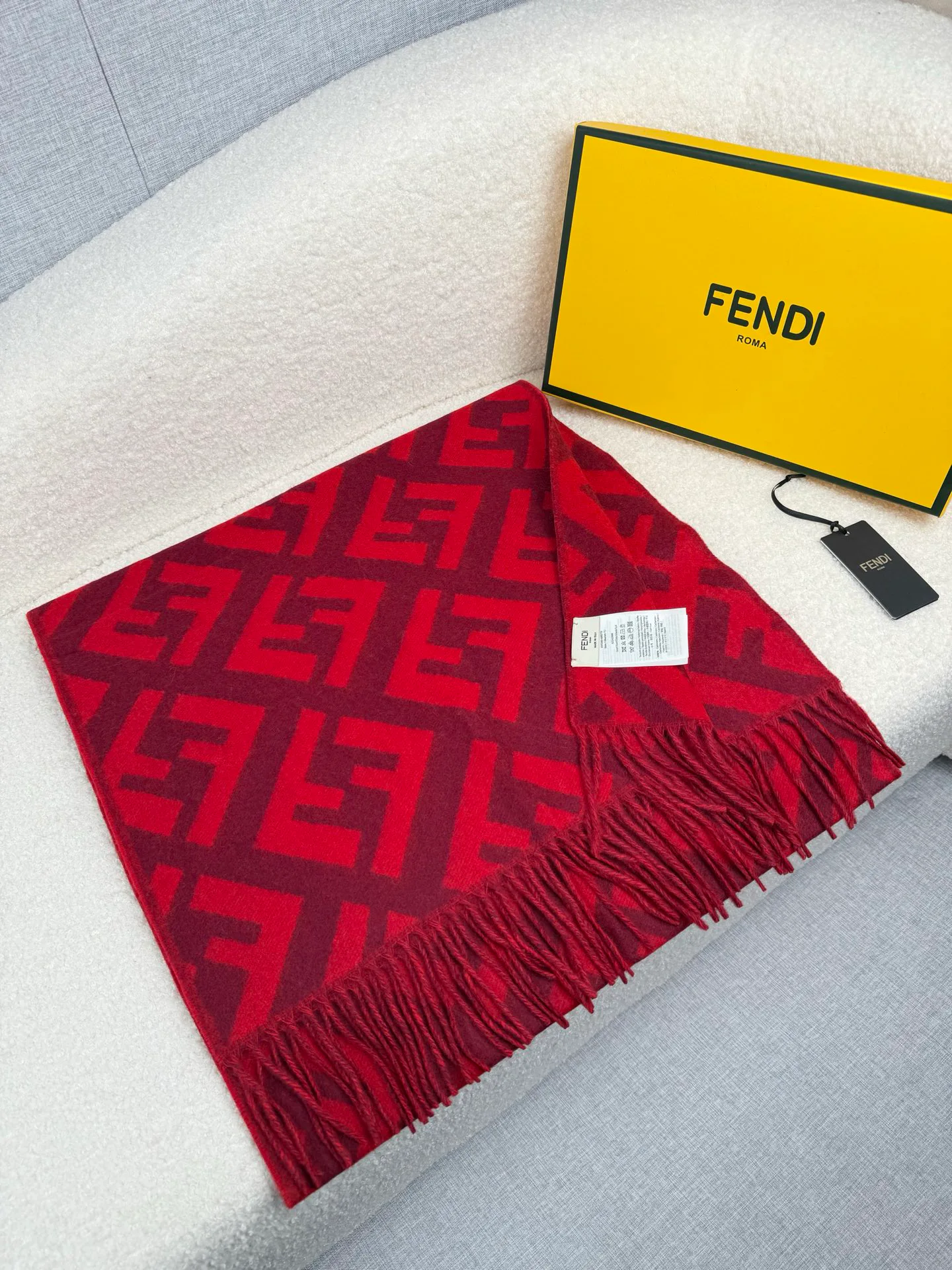 Шарфы Fendi 5545579